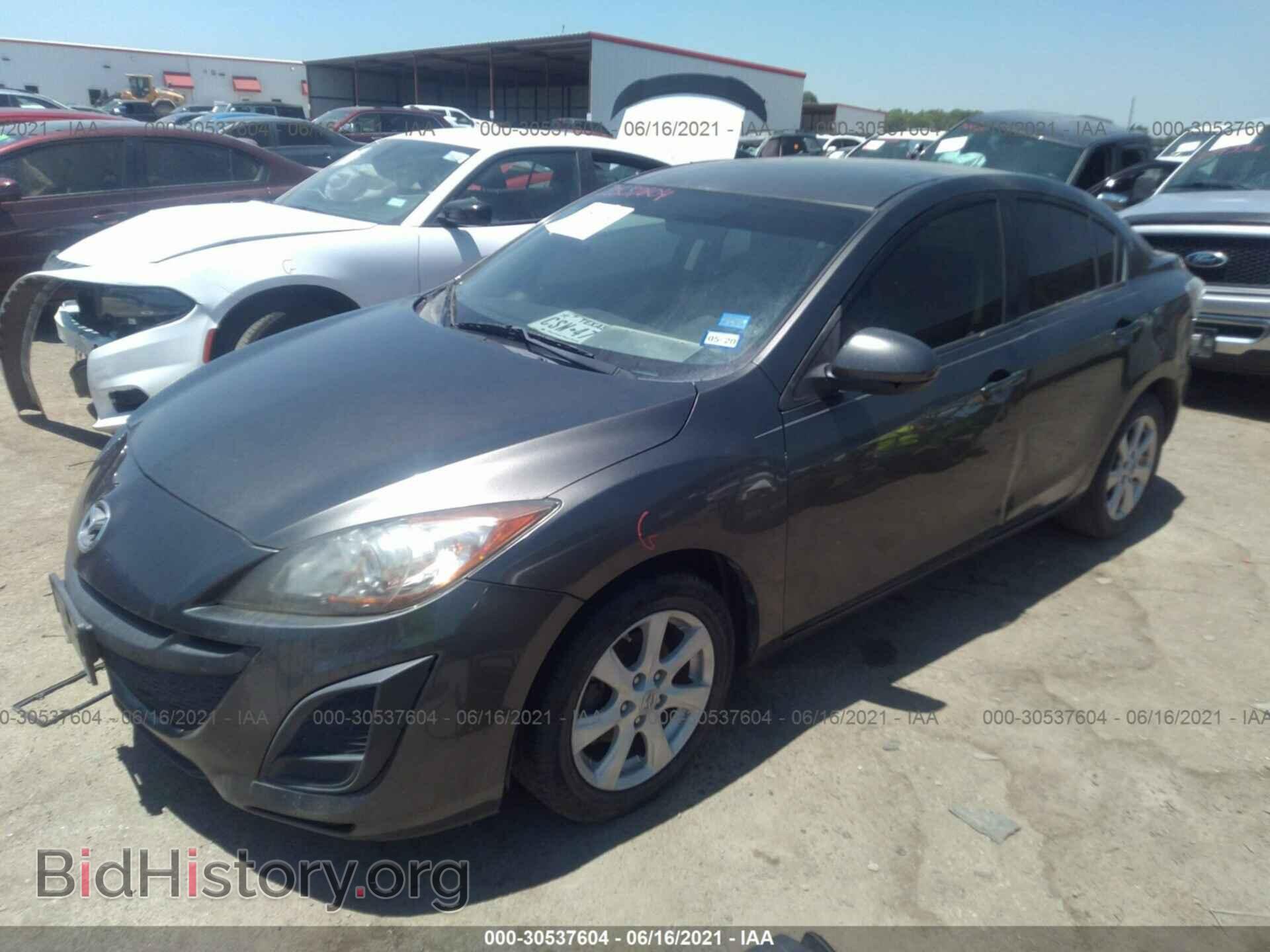 2011 MAZDA MAZDA3 - VIN: JM1BL1VF6B1359059 - Фото 2