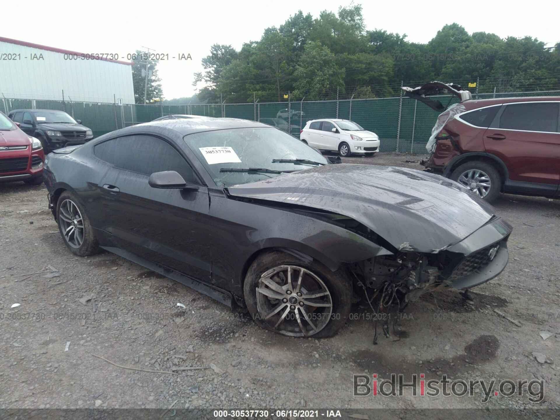 Photo 1FA6P8TH3L5162045 - FORD MUSTANG 2020