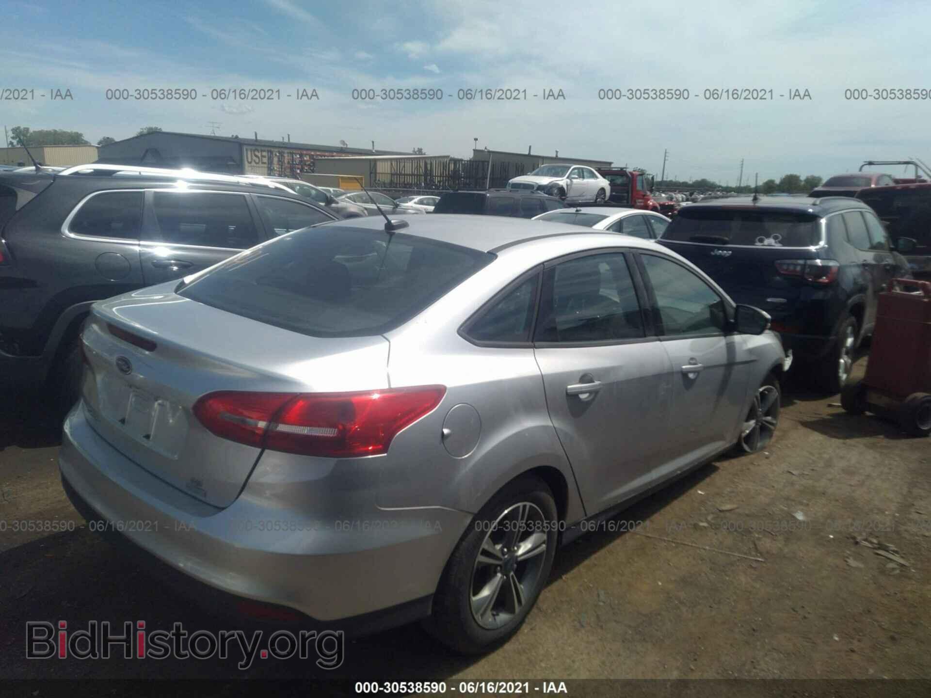 2017 FORD FOCUS - VIN: 1FADP3FE7HL260106 - Фото 4