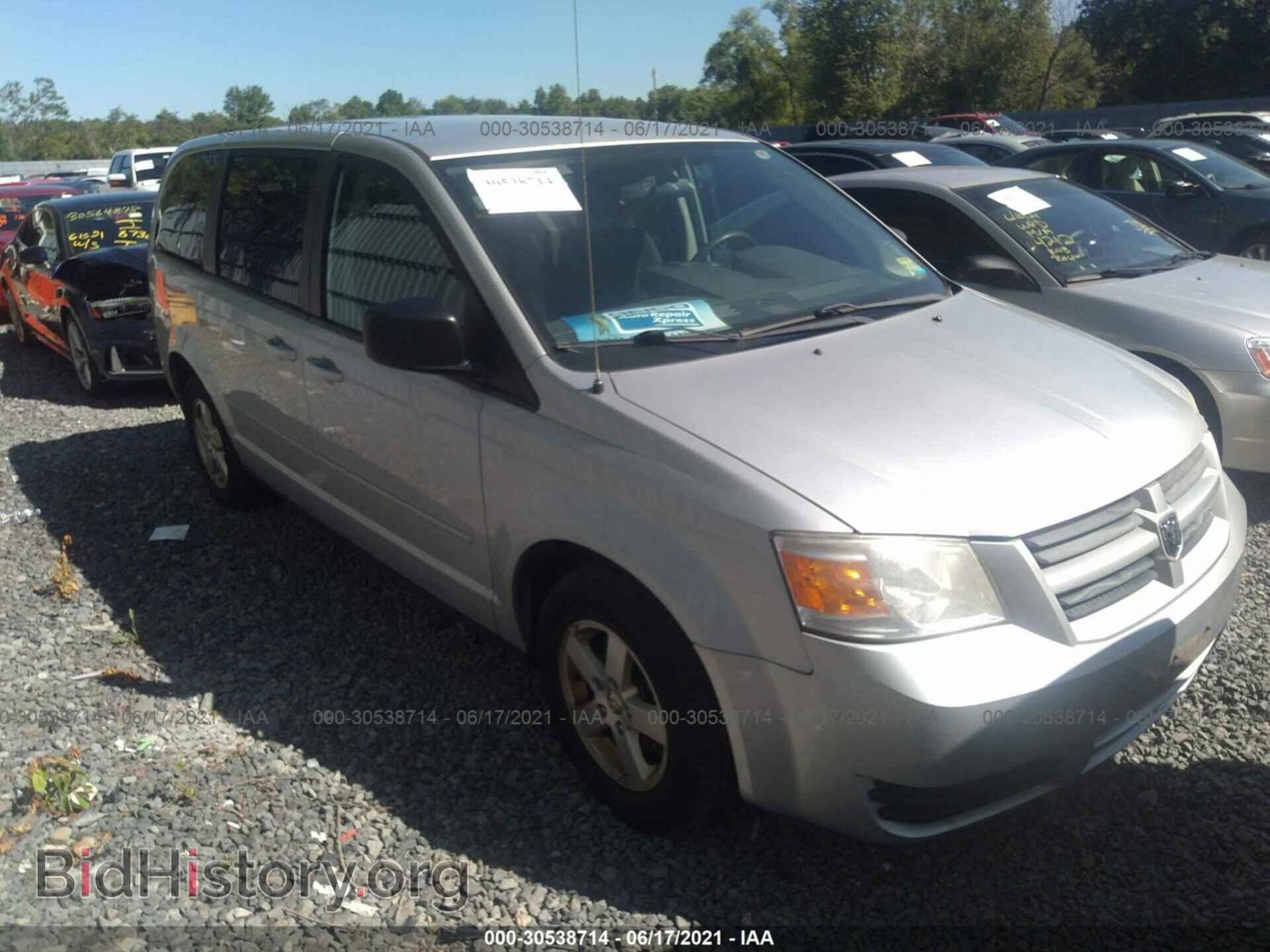 Photo 2D4RN4DE2AR268564 - DODGE GRAND CARAVAN 2010