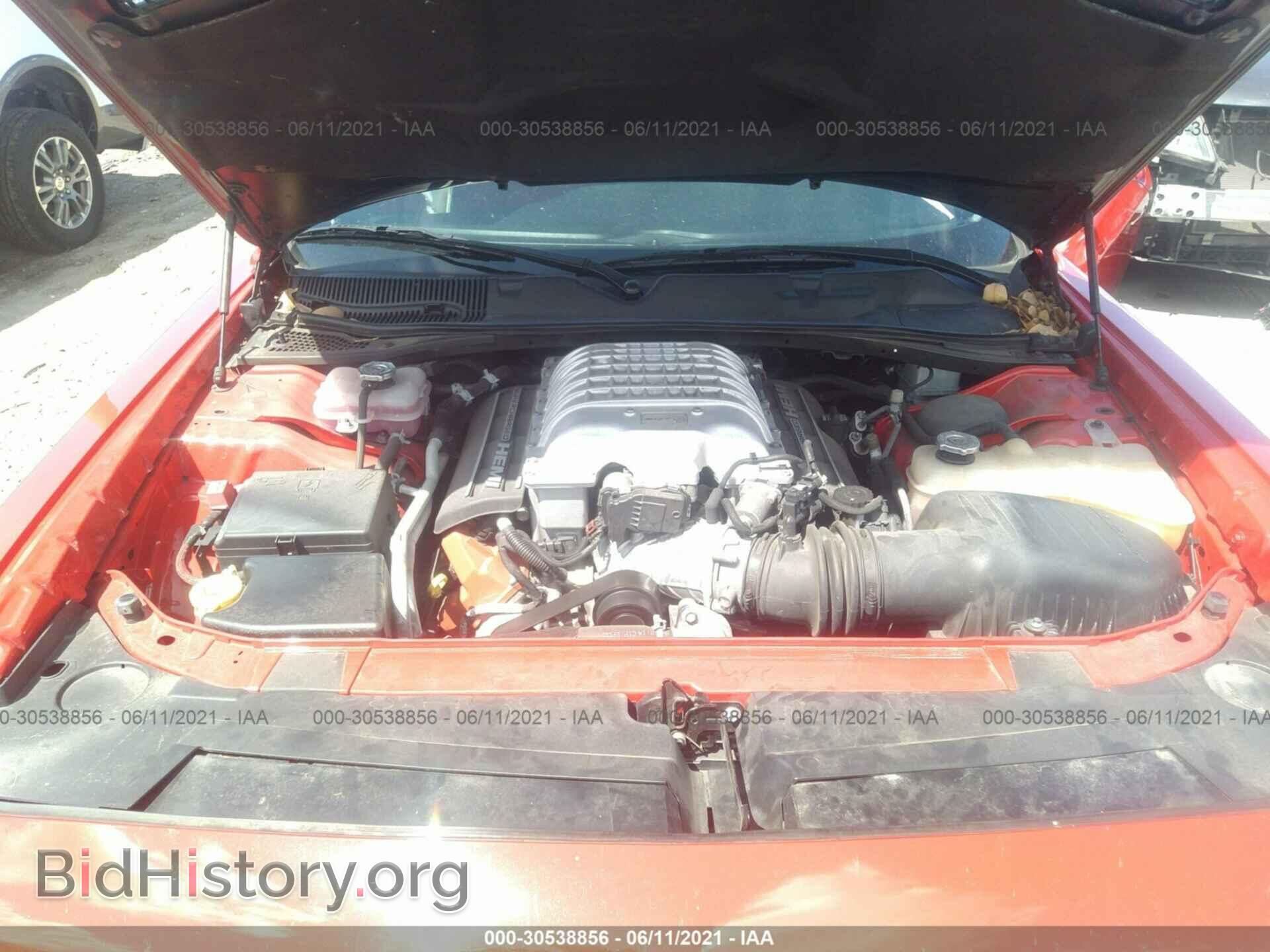 2016 DODGE CHALLENGER - VIN: 2C3CDZC97GH288366 - Фото 10