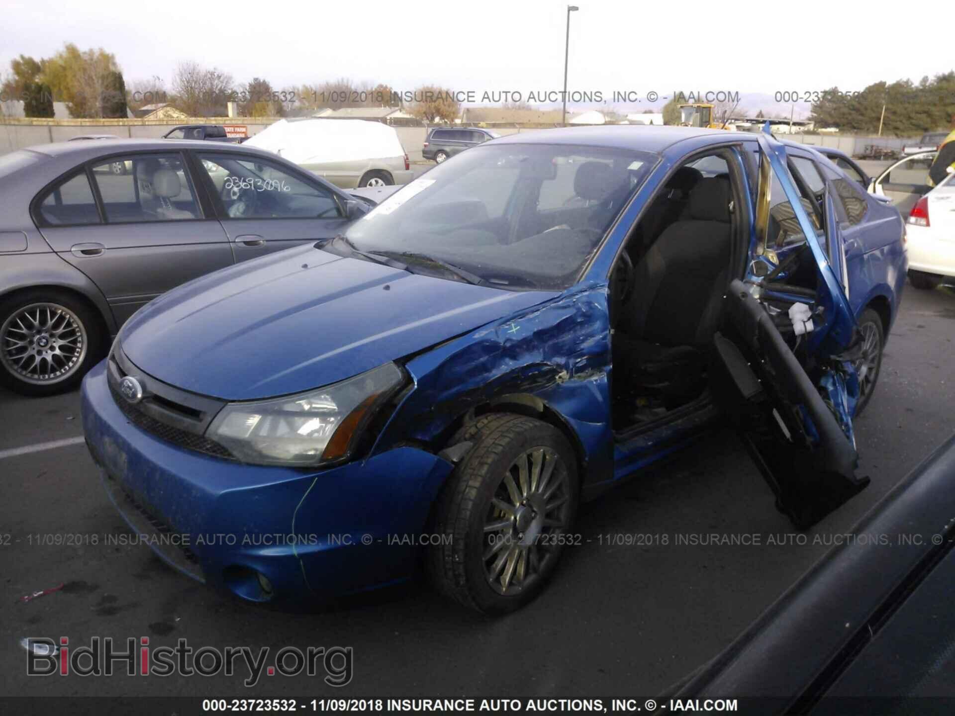 2011 FORD FOCUS - VIN: 1FAHP3GN9BW166329 - Photo 2