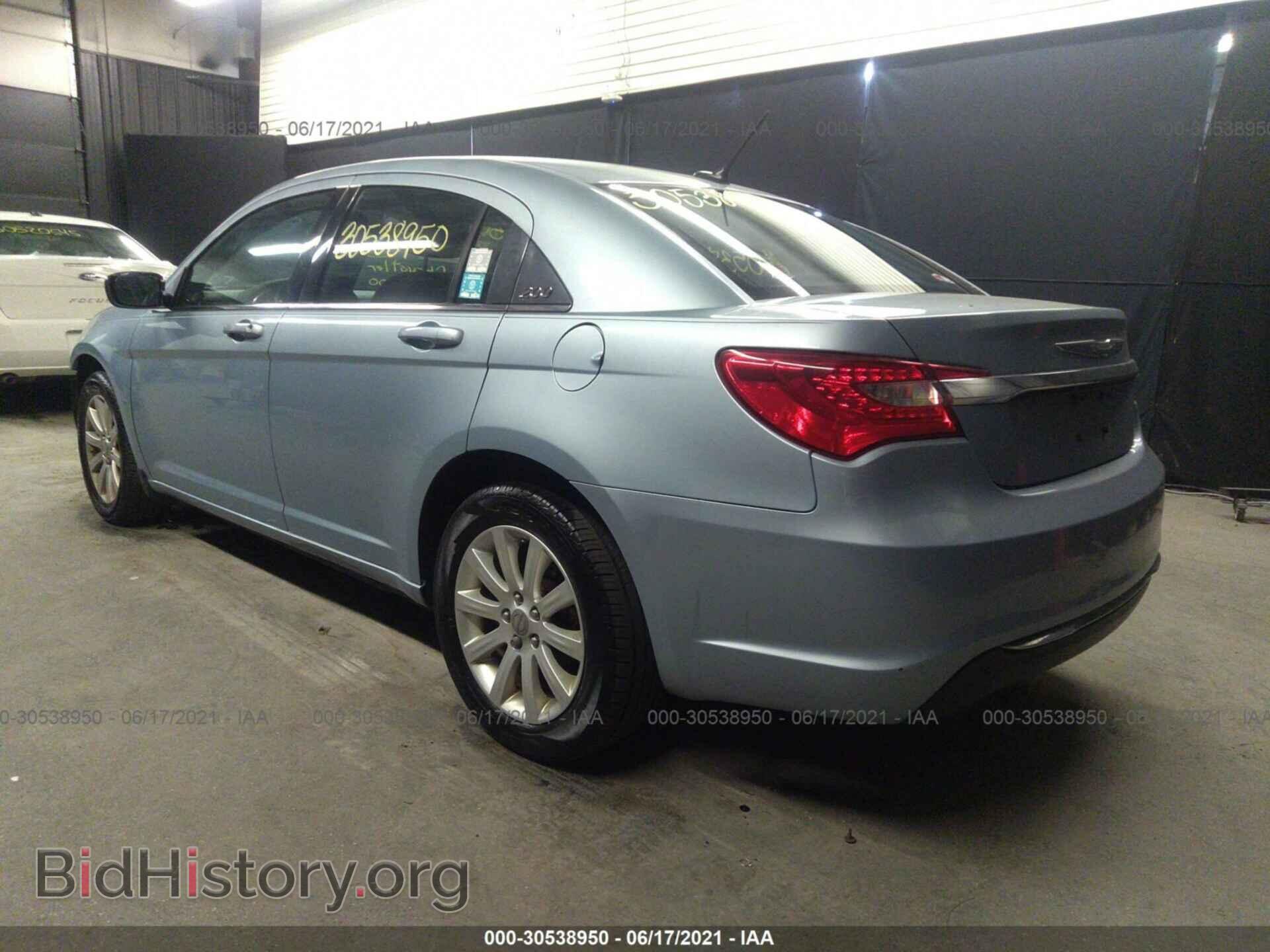 2013 CHRYSLER 200 - VIN: 1C3CCBBB3DN522178 - Фото 3