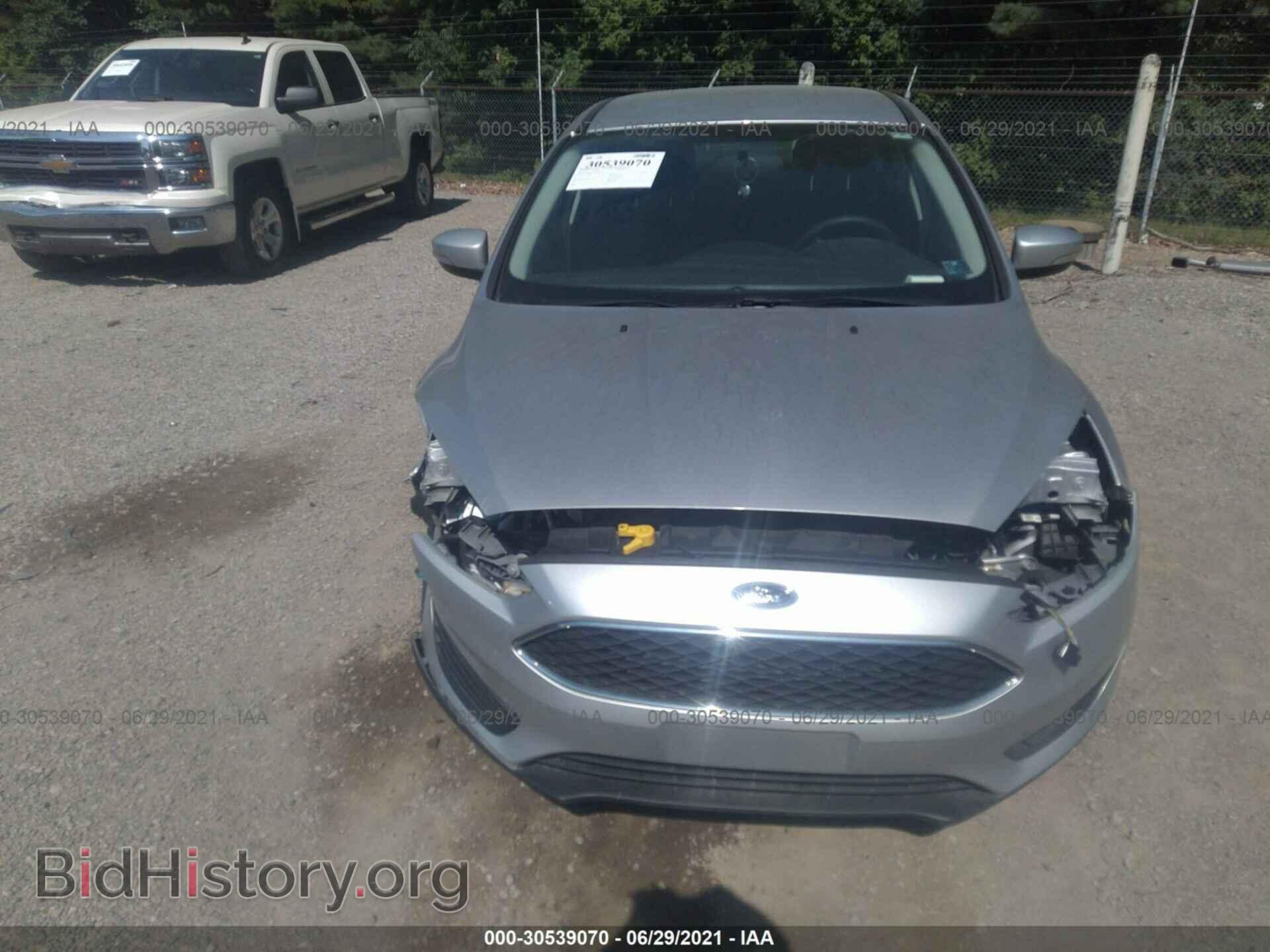 2017 FORD FOCUS - VIN: 1FADP3F23HL332005 - Photo 6
