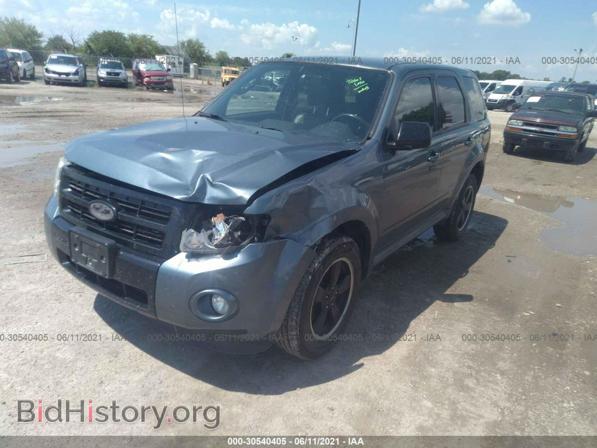 2011 FORD ESCAPE - VIN: 1FMCU9D76BKA53897 - Фото 2