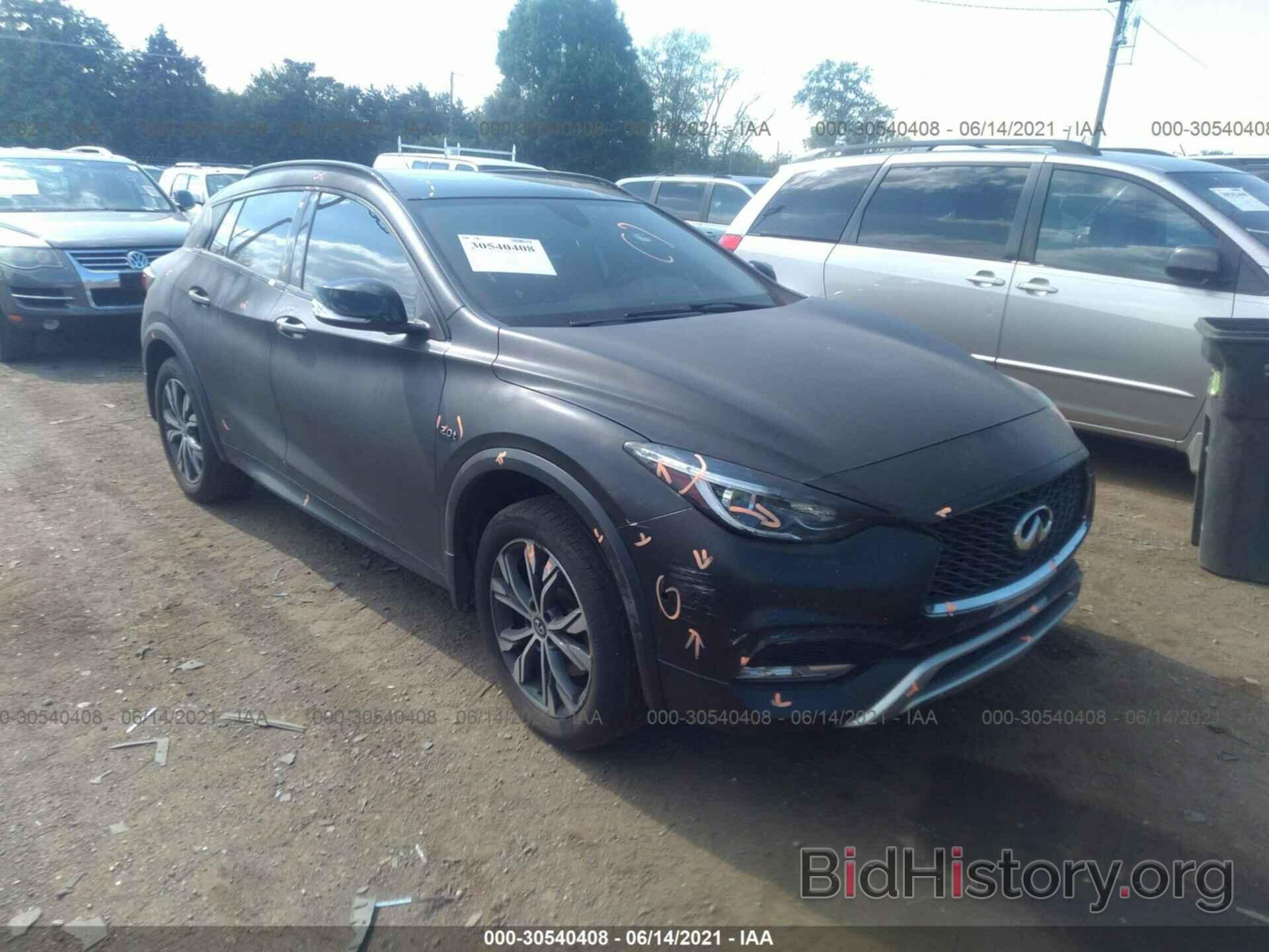 Фотография SJKCH5CR1HA023660 - INFINITI QX30 2017