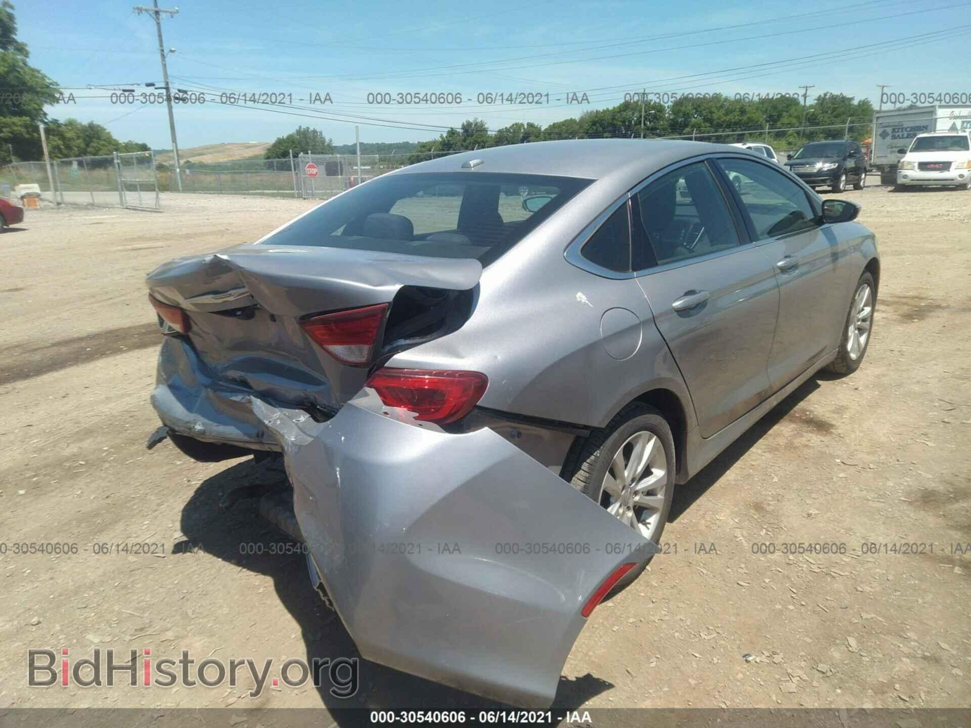 2015 CHRYSLER 200 - VIN: 1C3CCCAB7FN649056 - Фото 4