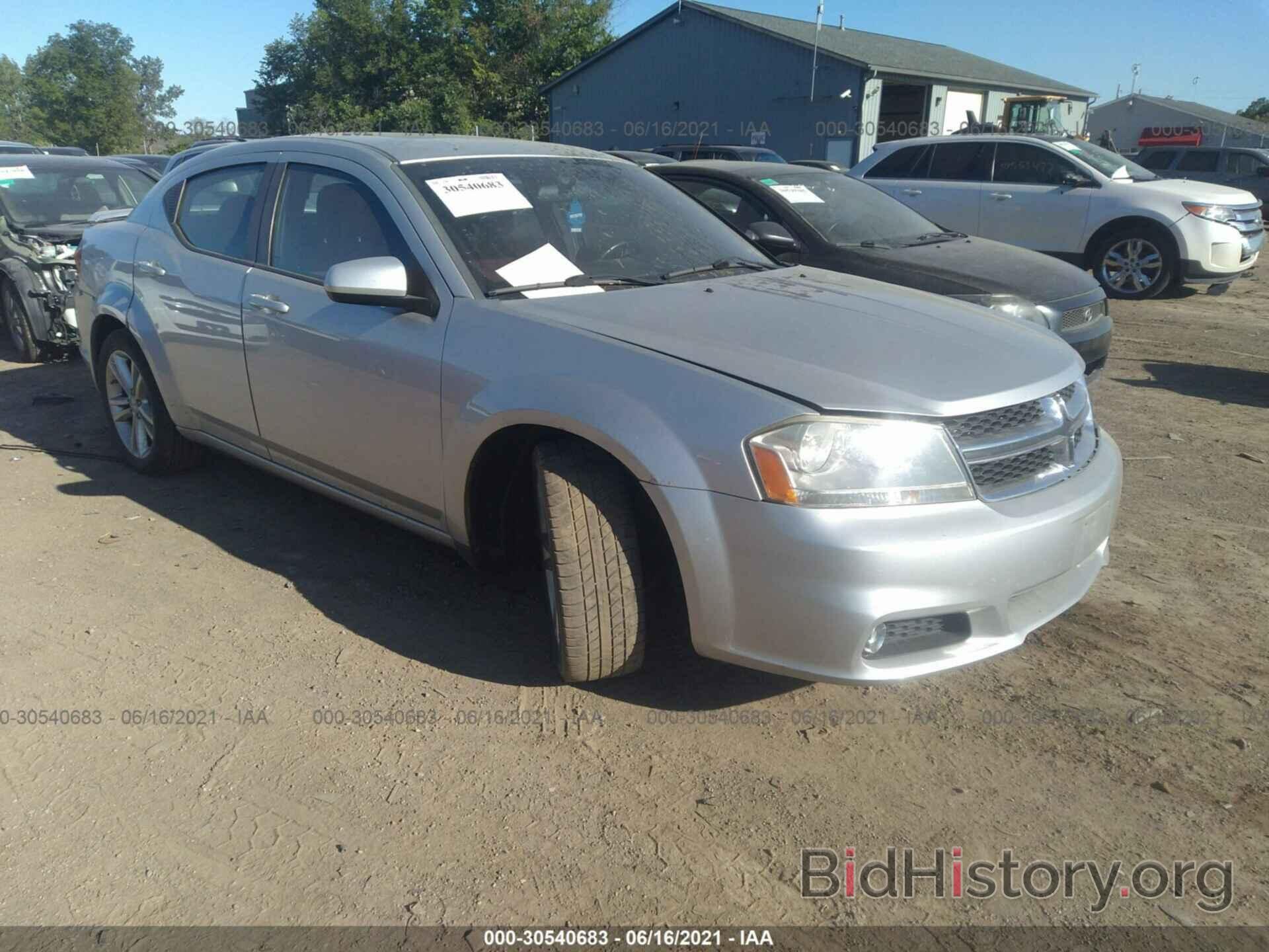 Photo 1B3BD1FG5BN573734 - DODGE AVENGER 2011