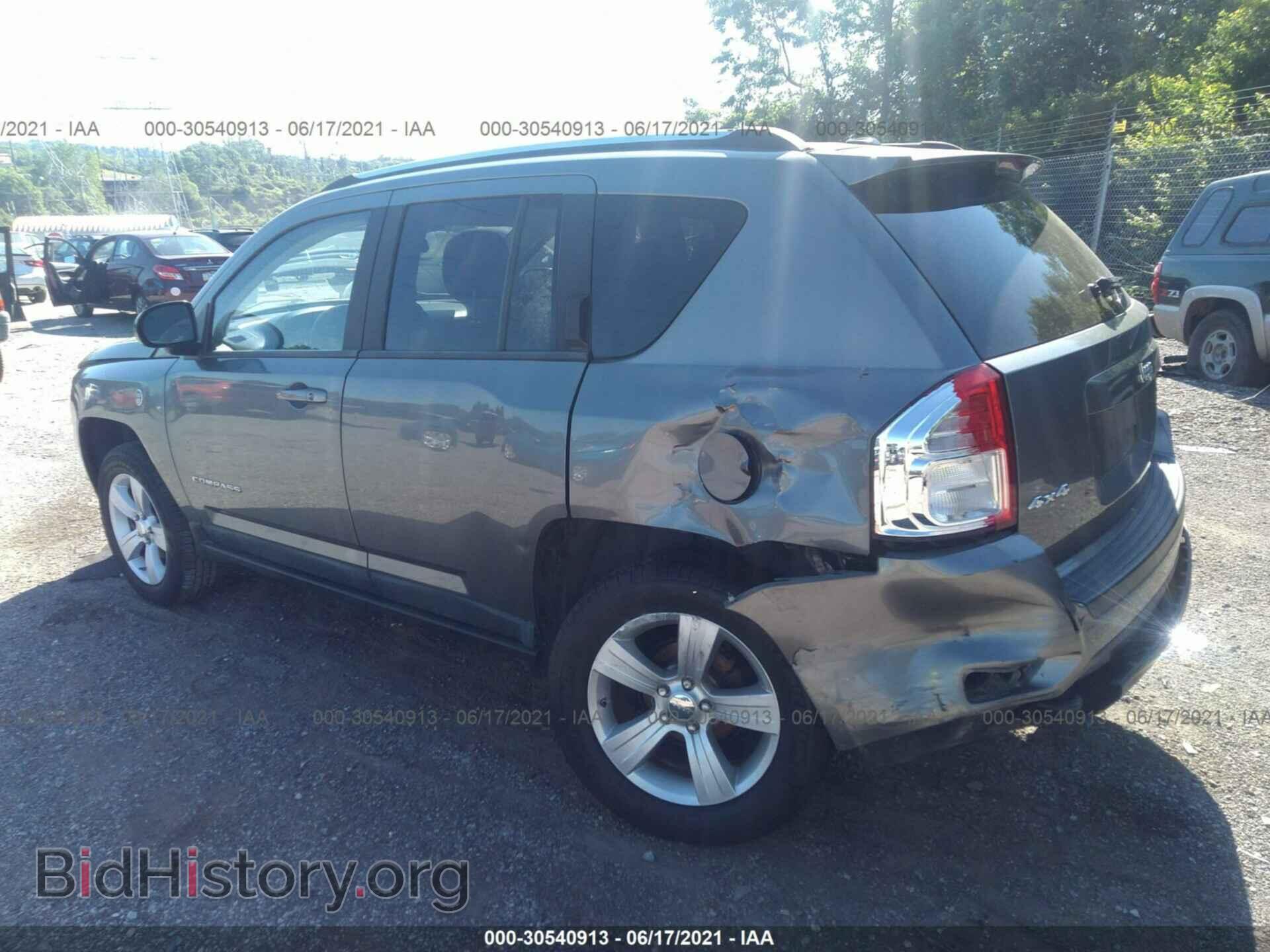 2011 JEEP COMPASS - VIN: 1J4NF1FB8BD223962 - Photo 3