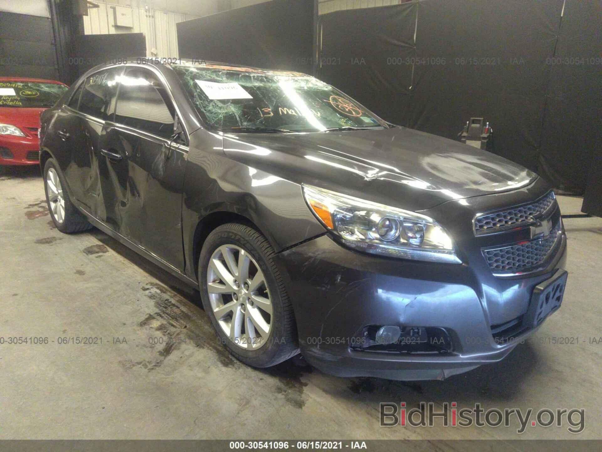 Photo 1G11H5SAXDF261101 - CHEVROLET MALIBU 2013