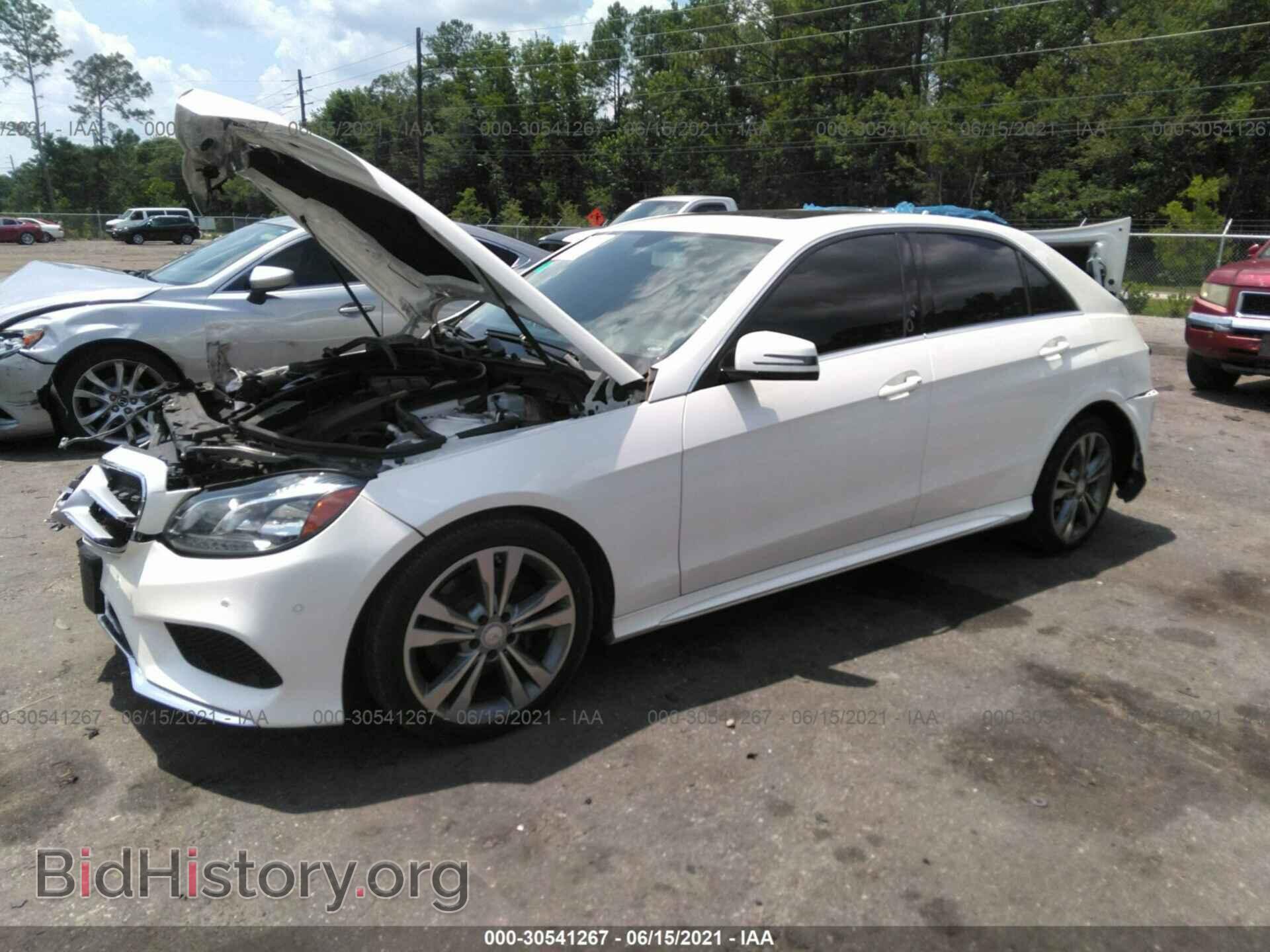 2014 MERCEDES-BENZ E-CLASS - VIN: WDDHF5KB8EA895581 - Фото 2