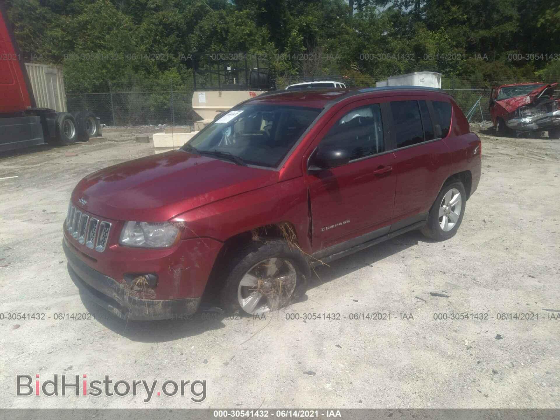2011 JEEP COMPASS - VIN: 1J4NT1FB7BD189540 - Фото 2