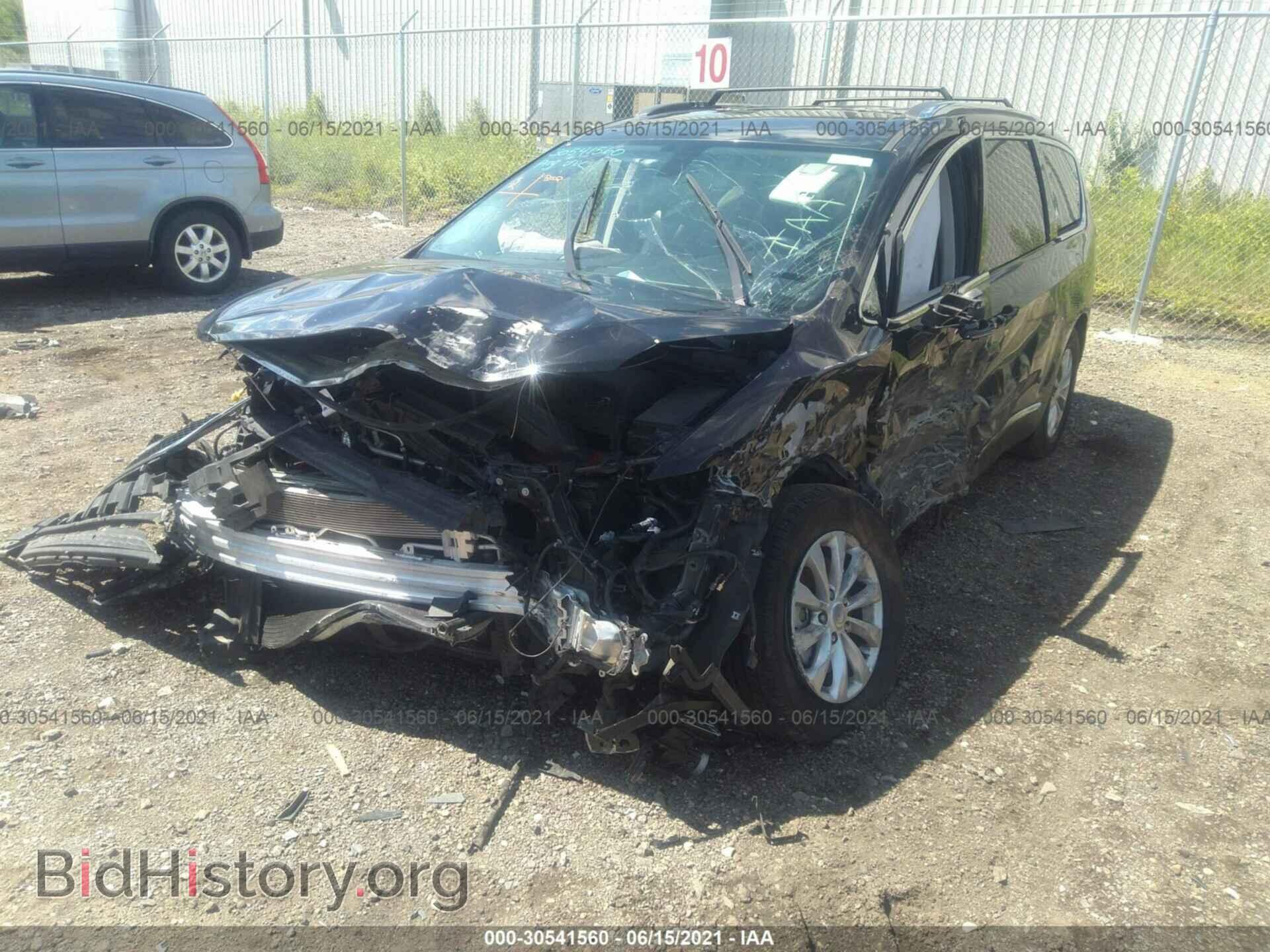 2019 CHRYSLER PACIFICA - VIN: 2C4RC1BG9KR665664 - Photo 2