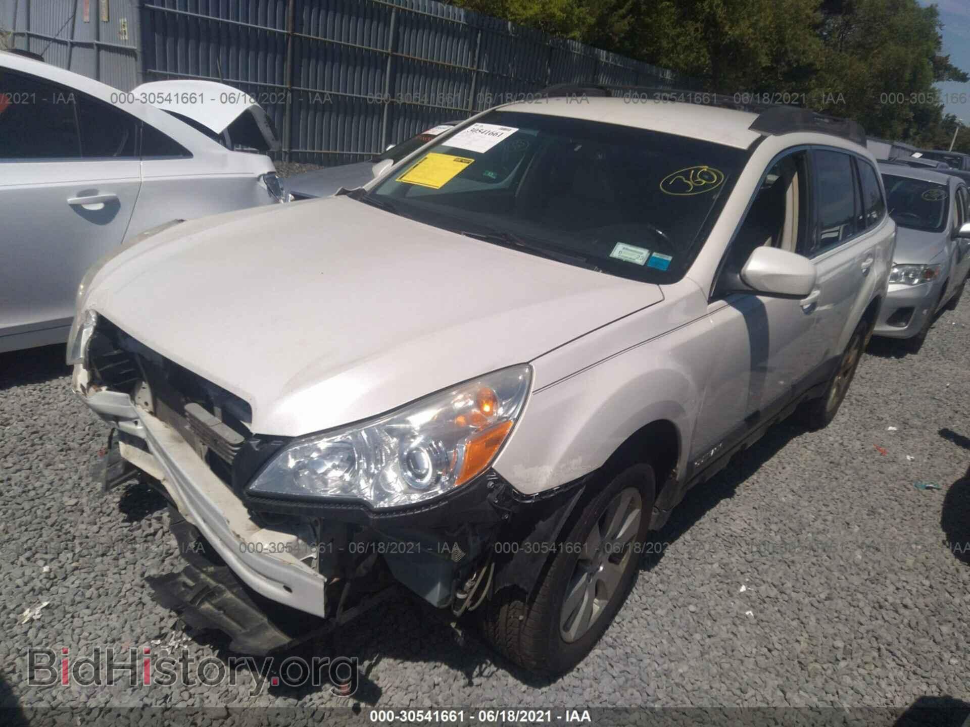 2010 SUBARU OUTBACK - VIN: 4S4BRCCCXA3382202 - Фото 2