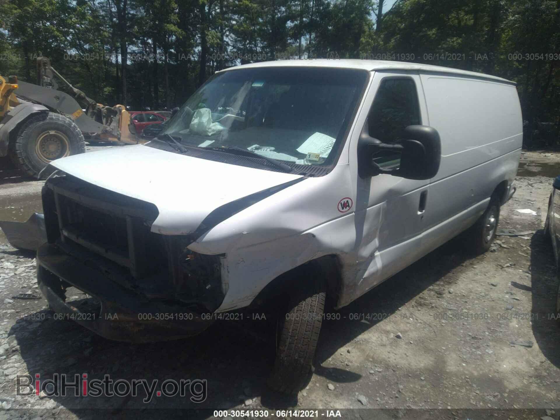 2010 FORD ECONOLINE CARGO VAN - VIN: 1FTNE2EW0ADA04625 - Фото 2