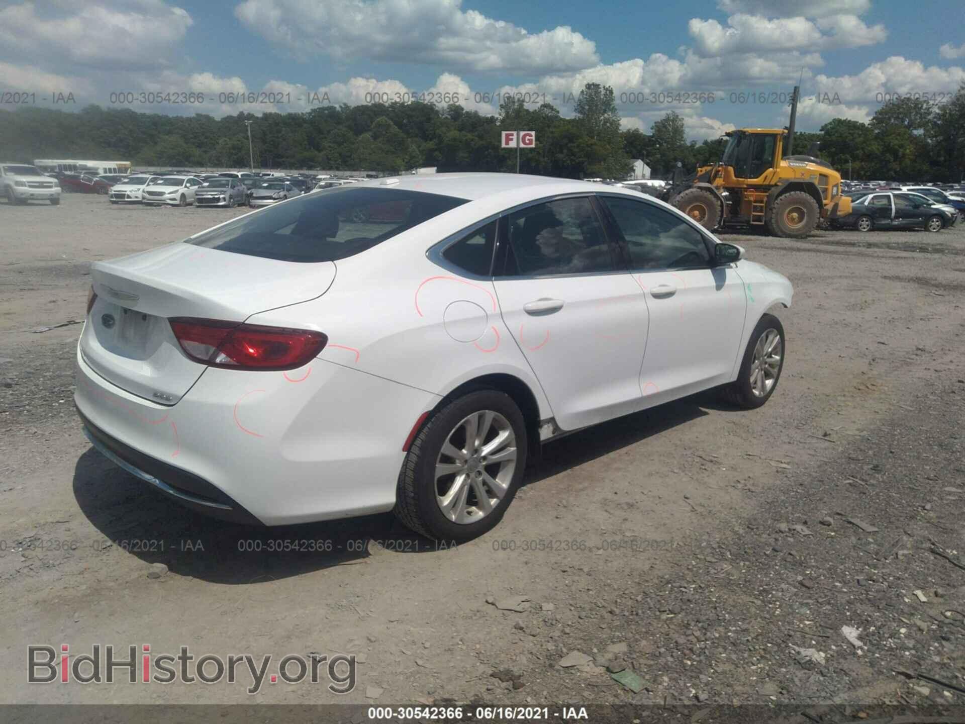 2015 CHRYSLER 200 - VIN: 1C3CCCAB2FN741854 - Photo 4