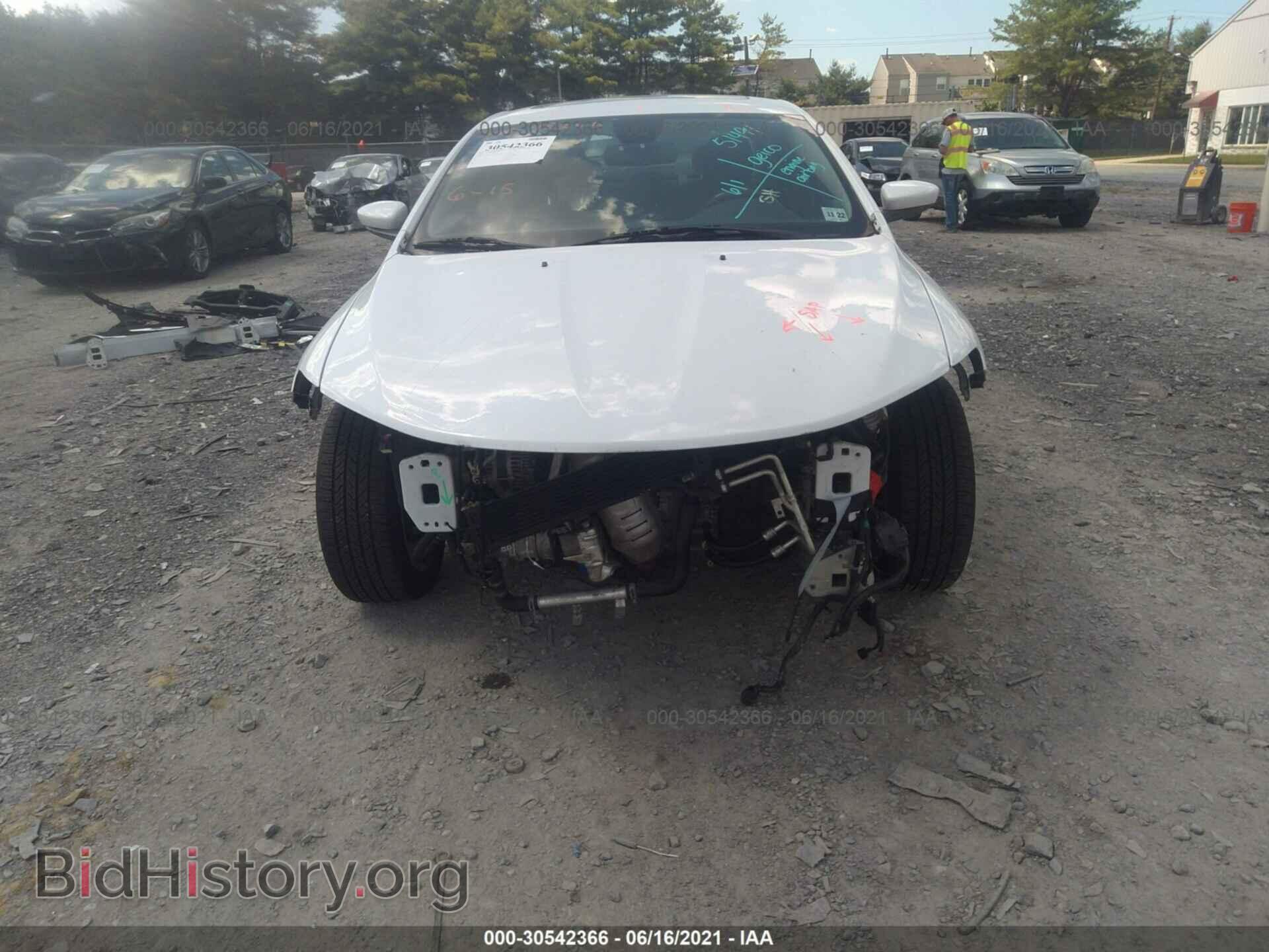 2015 CHRYSLER 200 - VIN: 1C3CCCAB2FN741854 - Photo 6