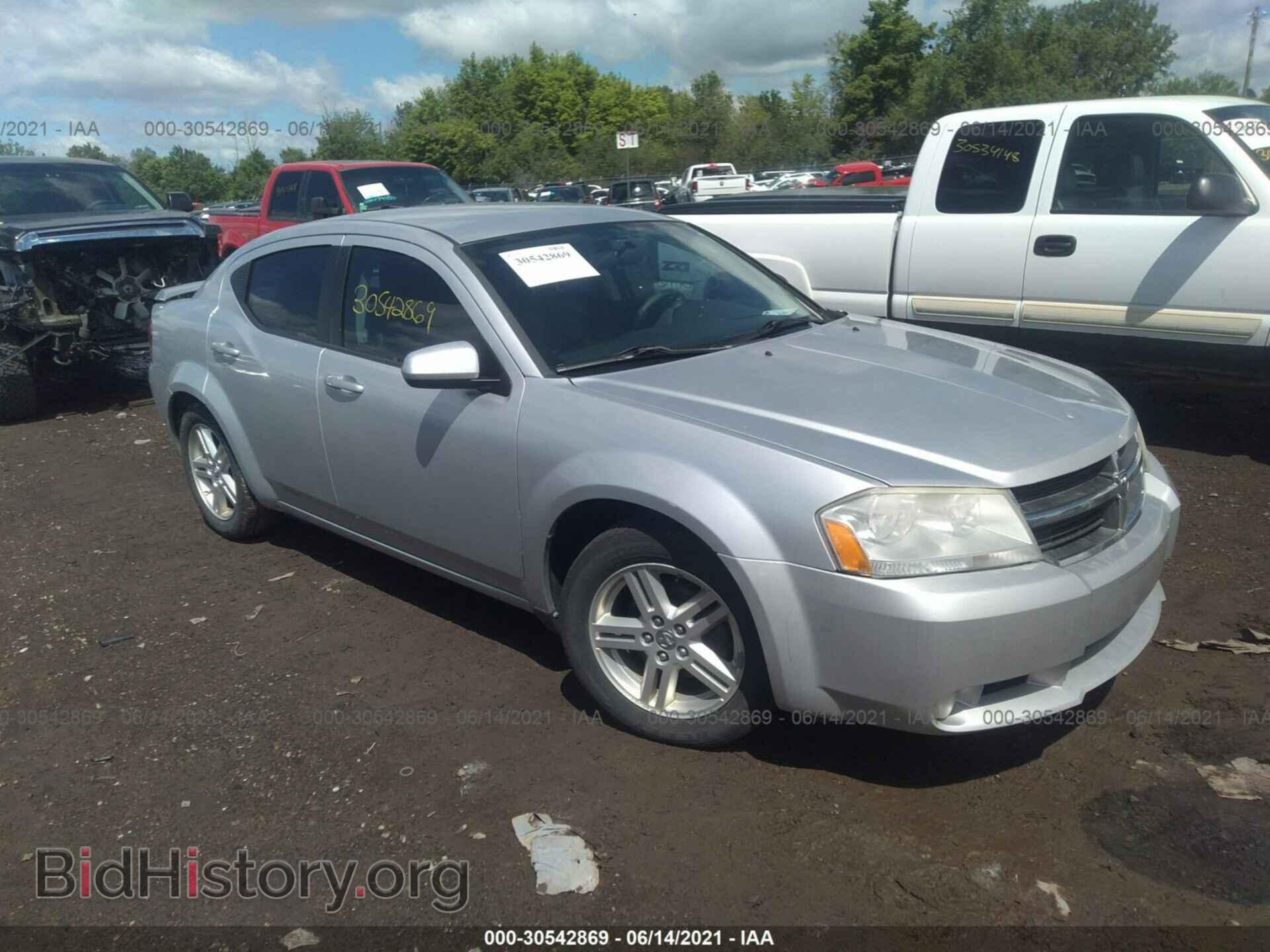 Photo 1B3CC5FB3AN129432 - DODGE AVENGER 2010