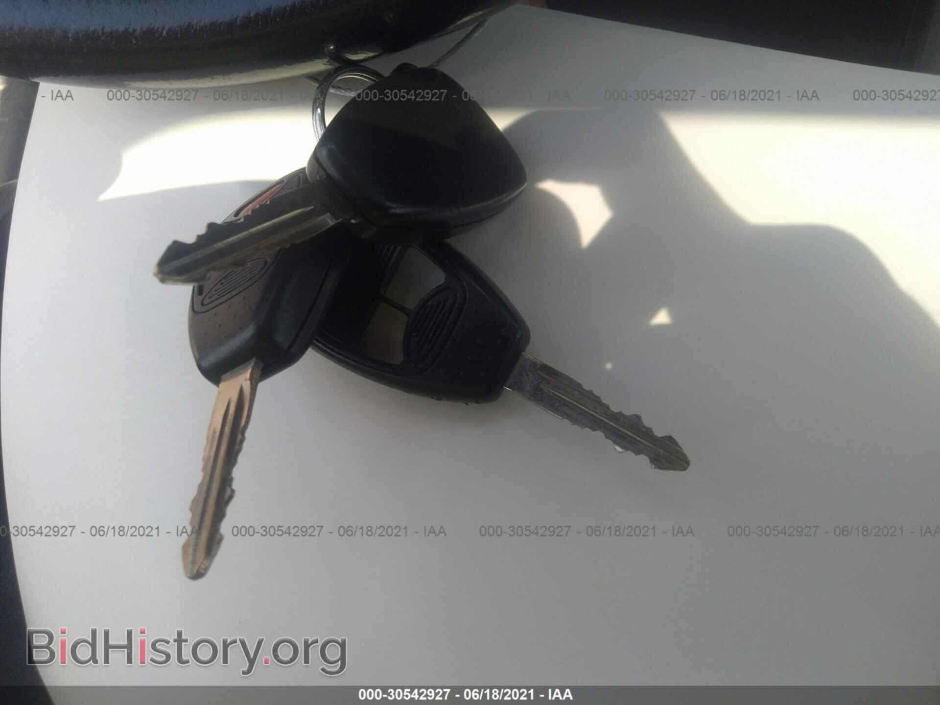 2007 JEEP COMPASS - VIN: 1J8FT57W27D342733 - Фото 11