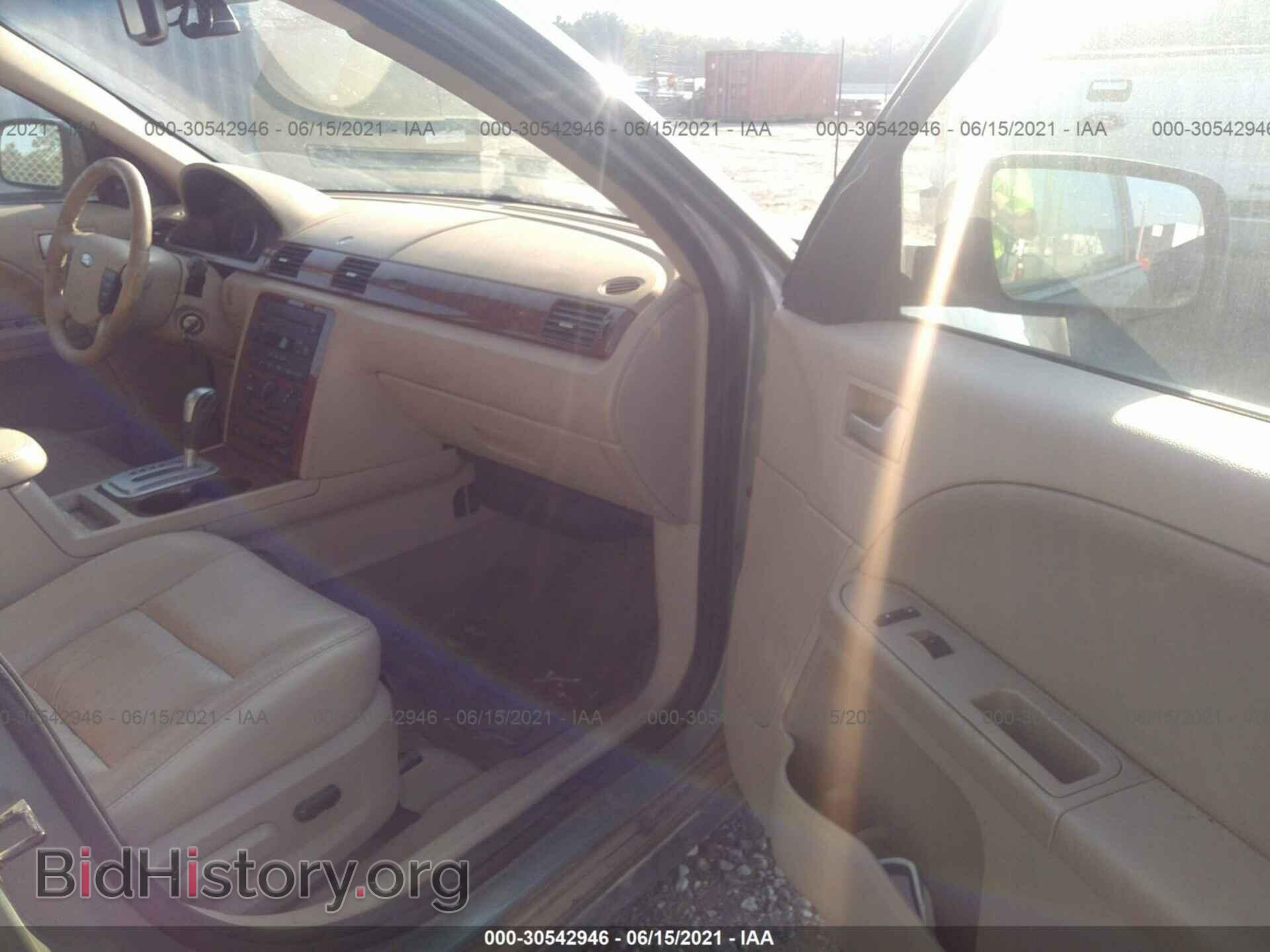 2007 FORD FIVE HUNDRED - VIN: 1FAFP24187G101234 - Photo 5