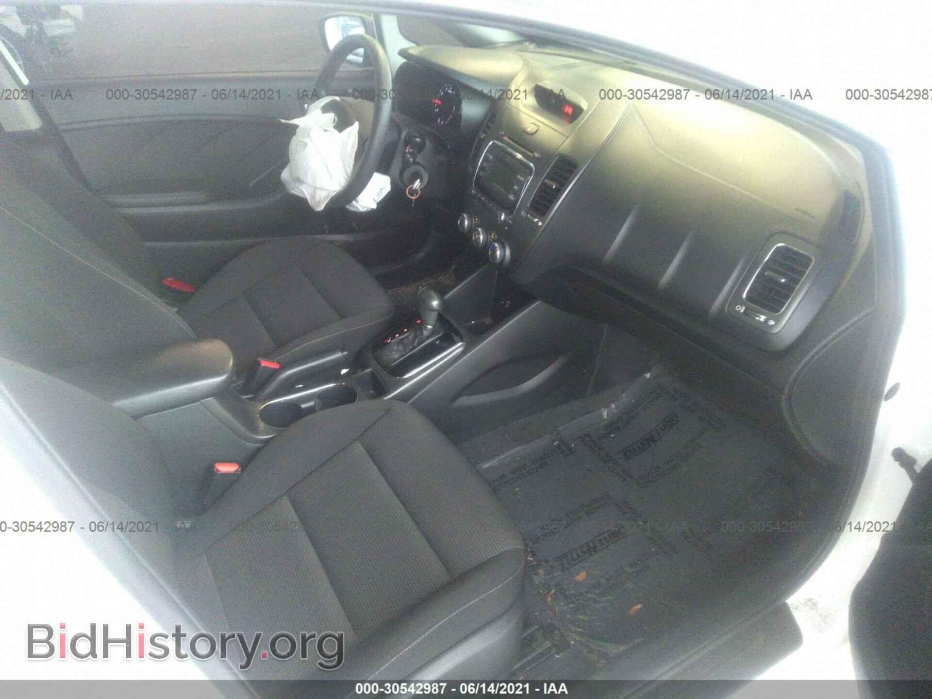 2017 KIA FORTE - VIN: 3KPFK4A76HE028041 - Фото 5