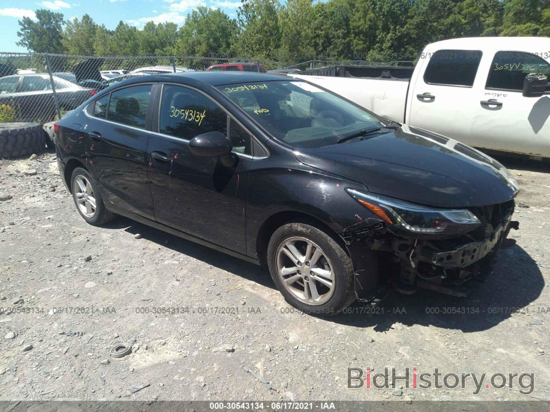 Photo 1G1BE5SM9H7193459 - CHEVROLET CRUZE 2017