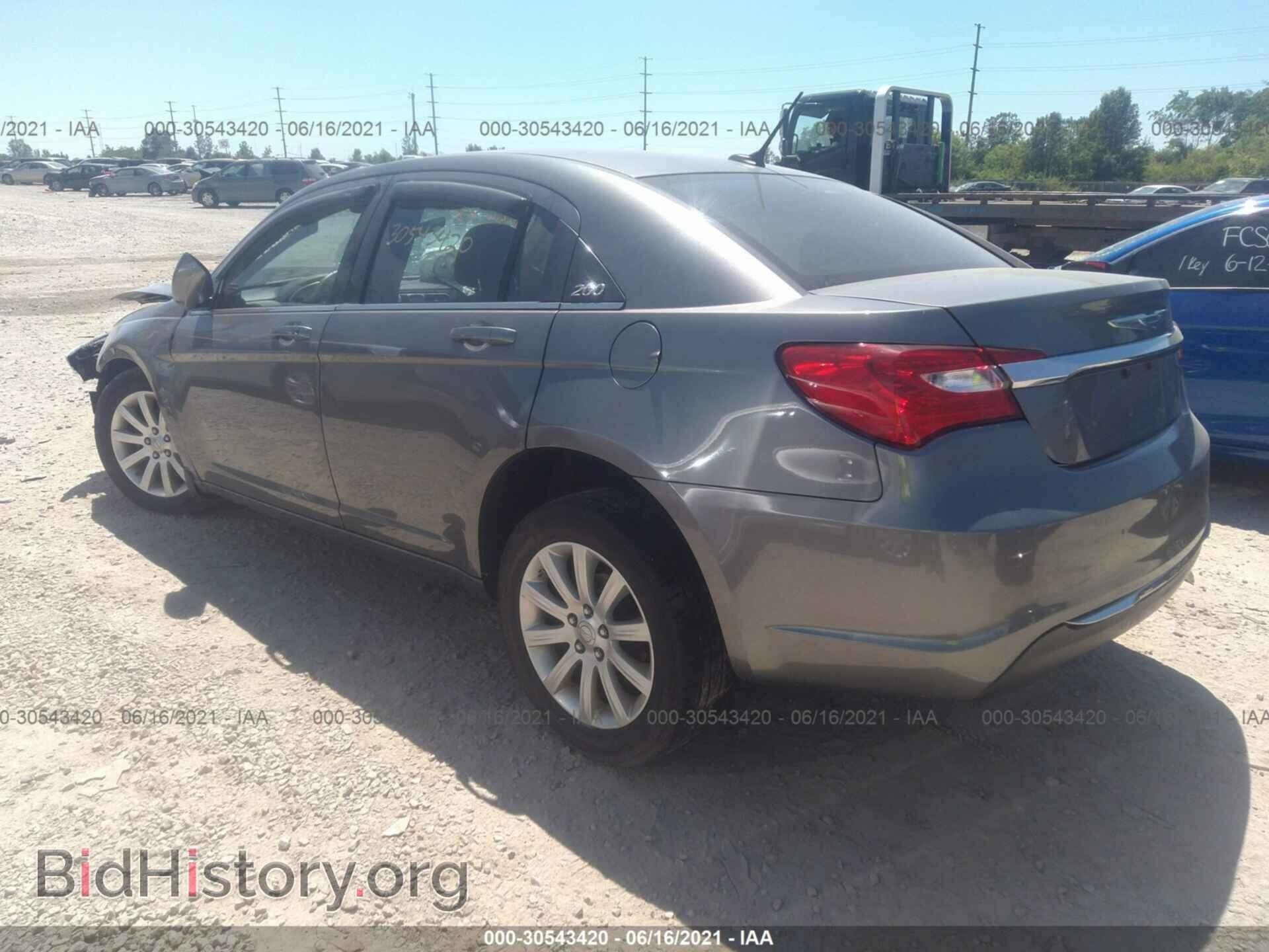 2013 CHRYSLER 200 - VIN: 1C3CCBBB2DN601941 - Фото 3