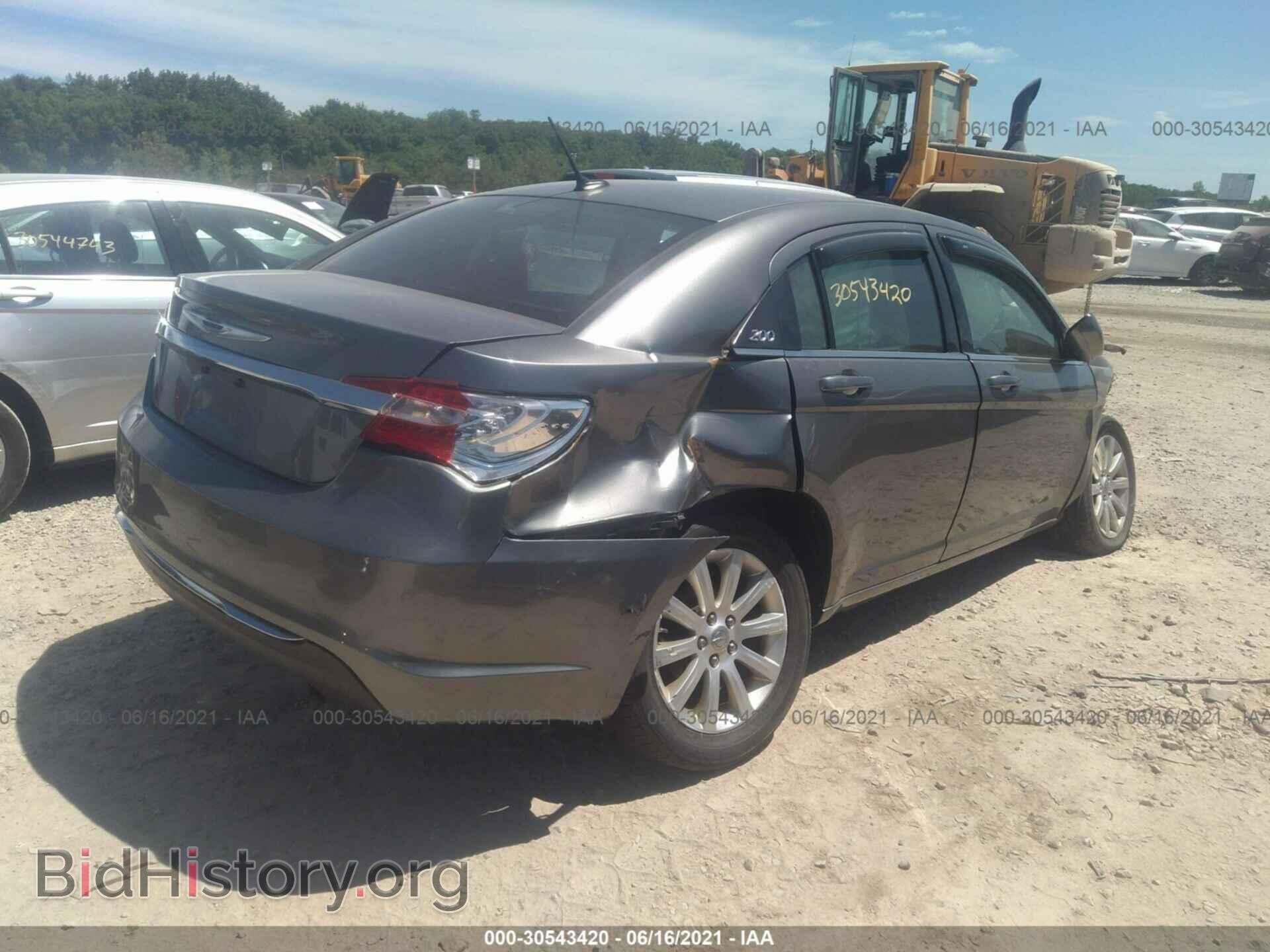 2013 CHRYSLER 200 - VIN: 1C3CCBBB2DN601941 - Фото 4