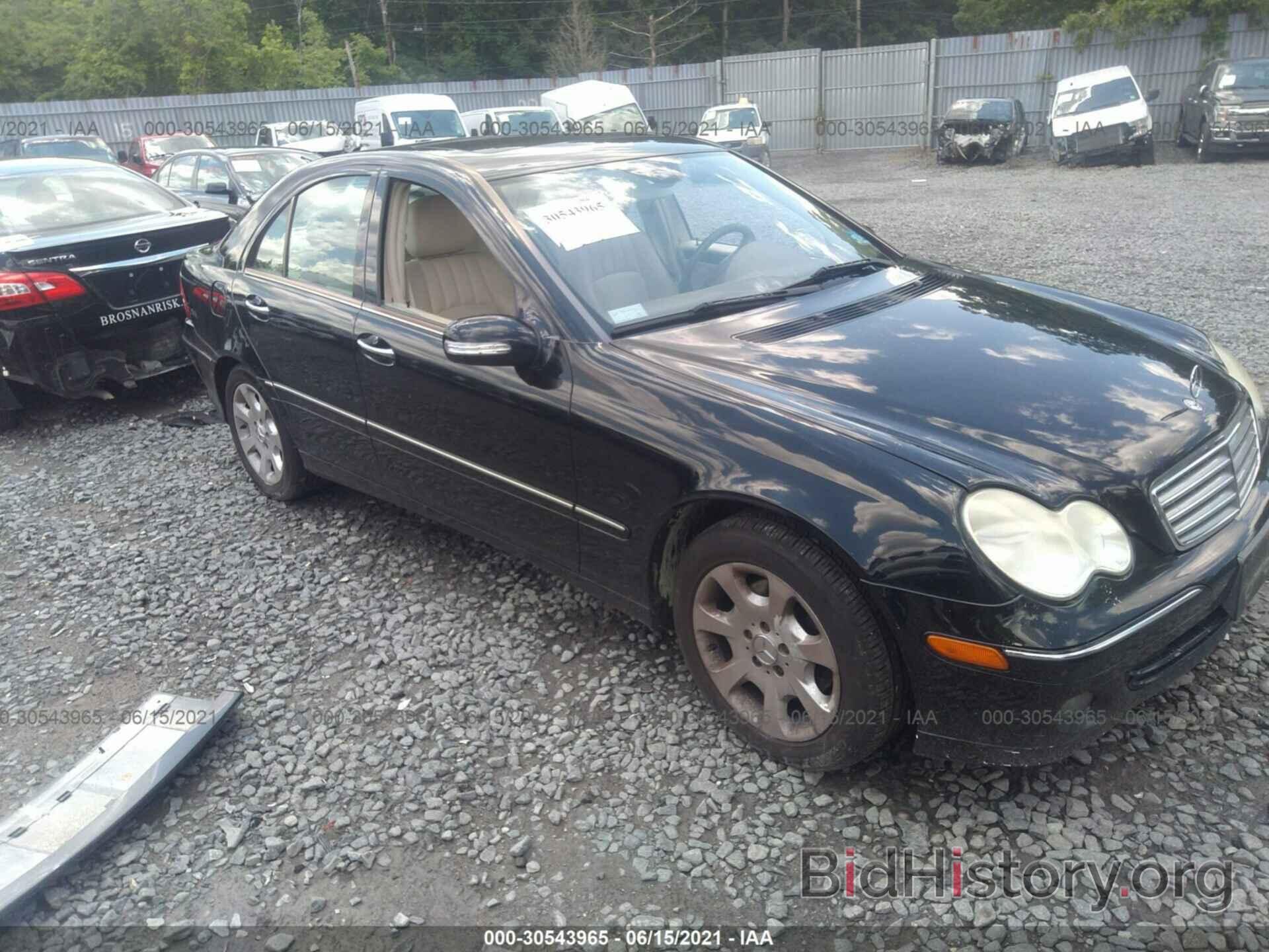 Photo WDBRF87H76F780079 - MERCEDES-BENZ C-CLASS 2006