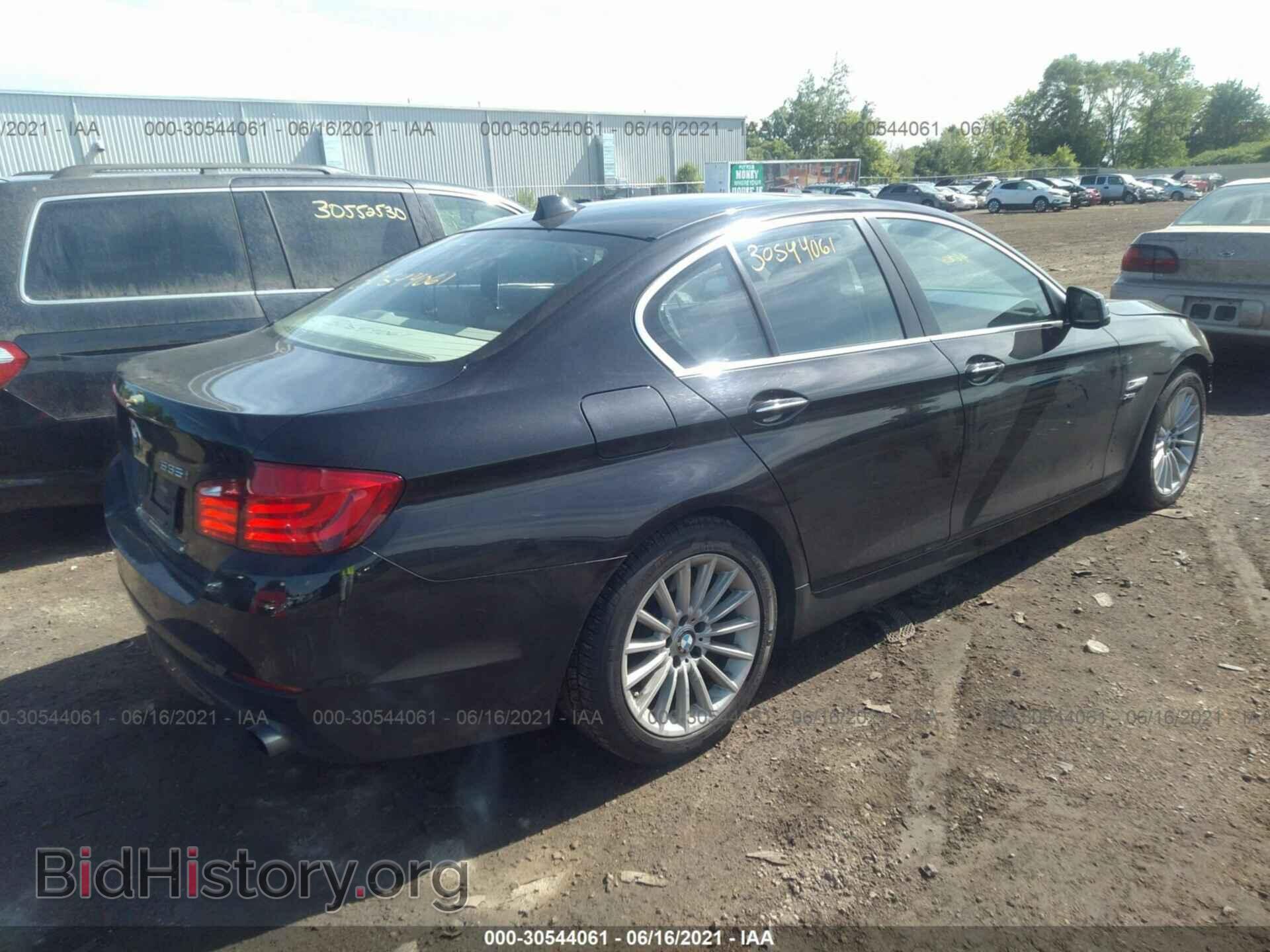2011 BMW 5 SERIES - VIN: WBAFU7C5XBC877947 - Фото 4