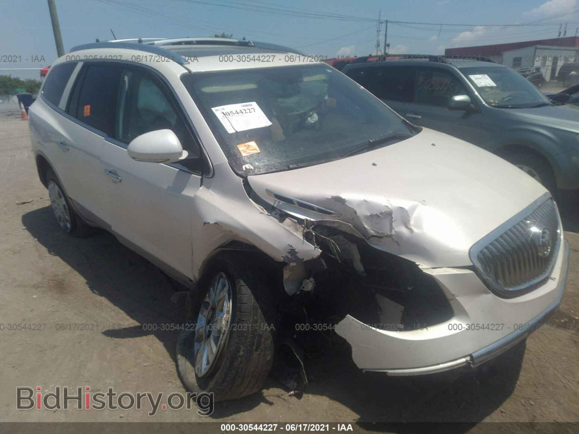 Photo 5GAKRCED7BJ237384 - BUICK ENCLAVE 2011