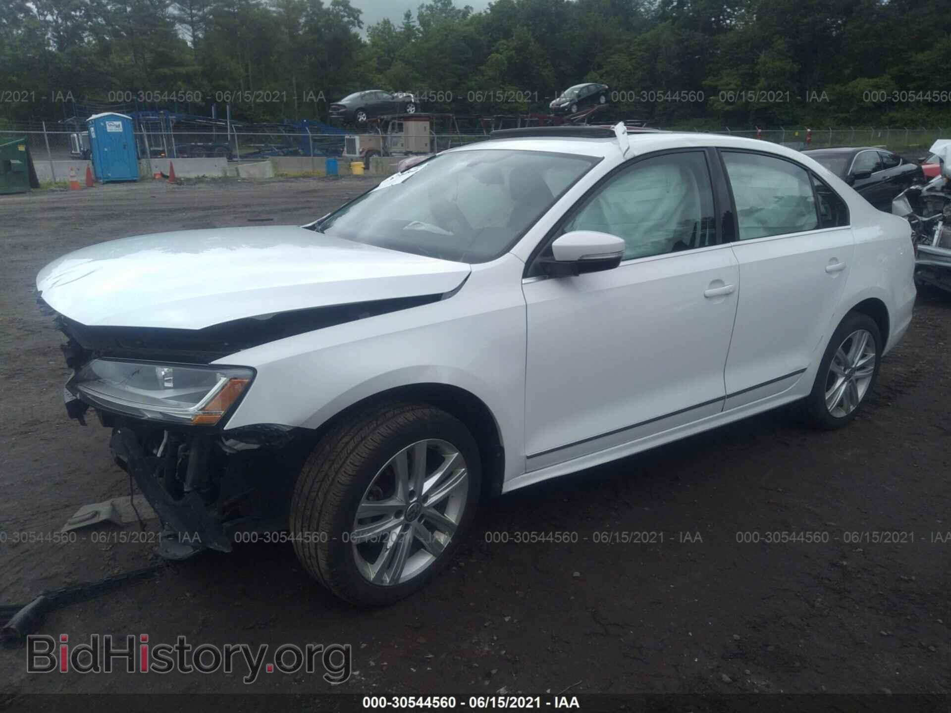 2017 VOLKSWAGEN JETTA - VIN: 3VWL17AJ3HM208972 - Фото 2