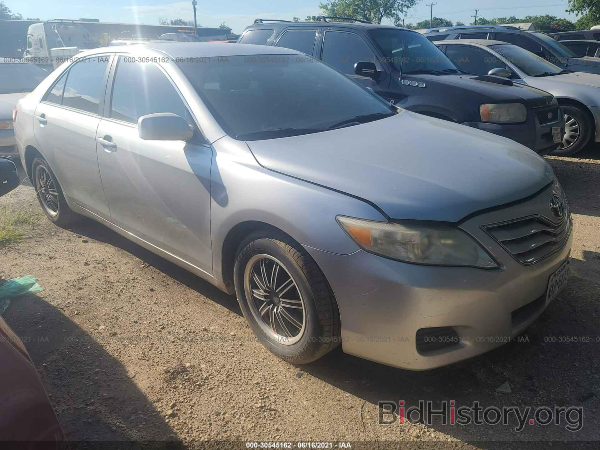 Photo 4T4BF3EK9AR011352 - TOYOTA CAMRY 2010