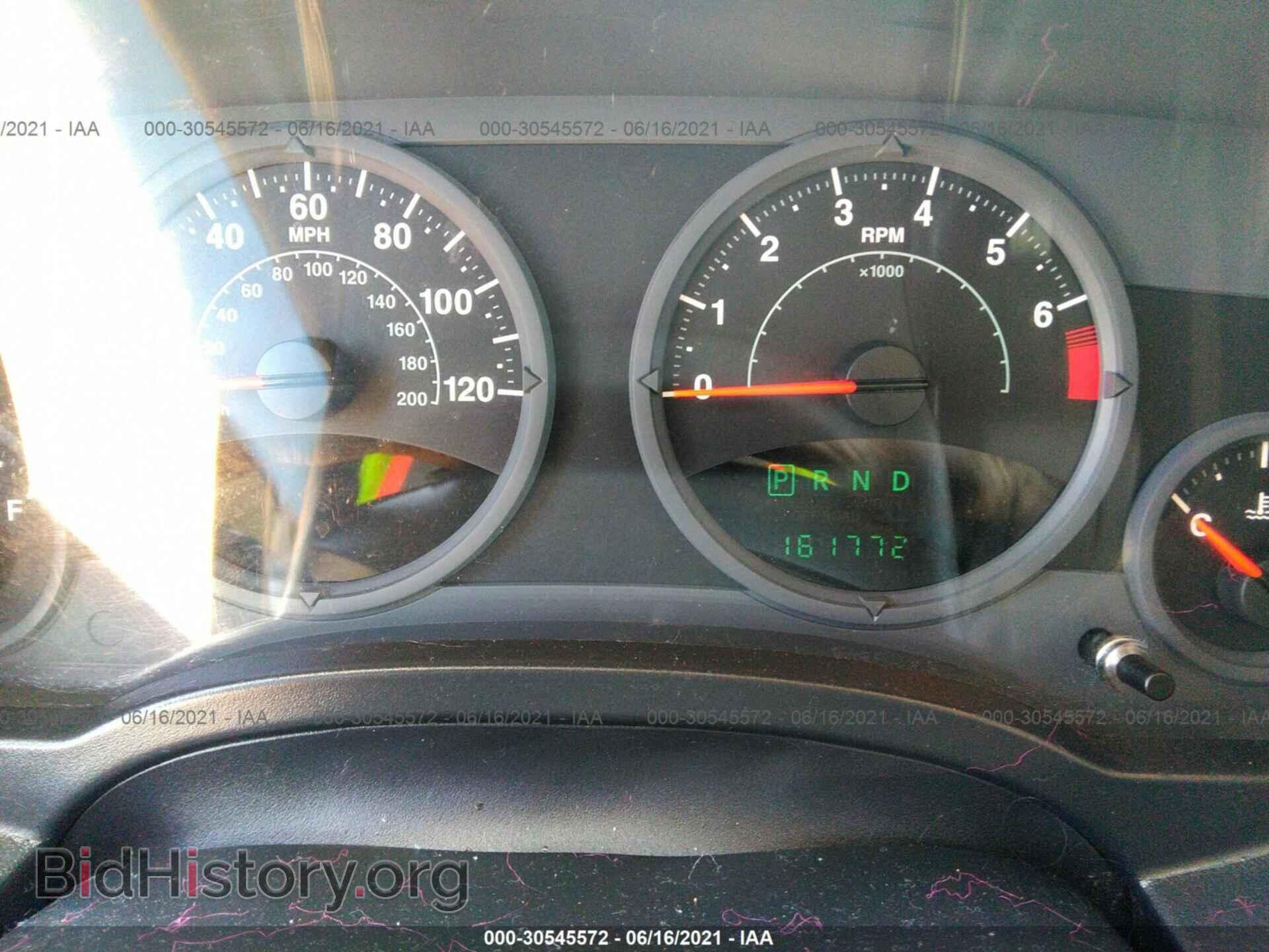 2008 JEEP COMPASS - VIN: 1J8FT47018D711220 - Фото 7