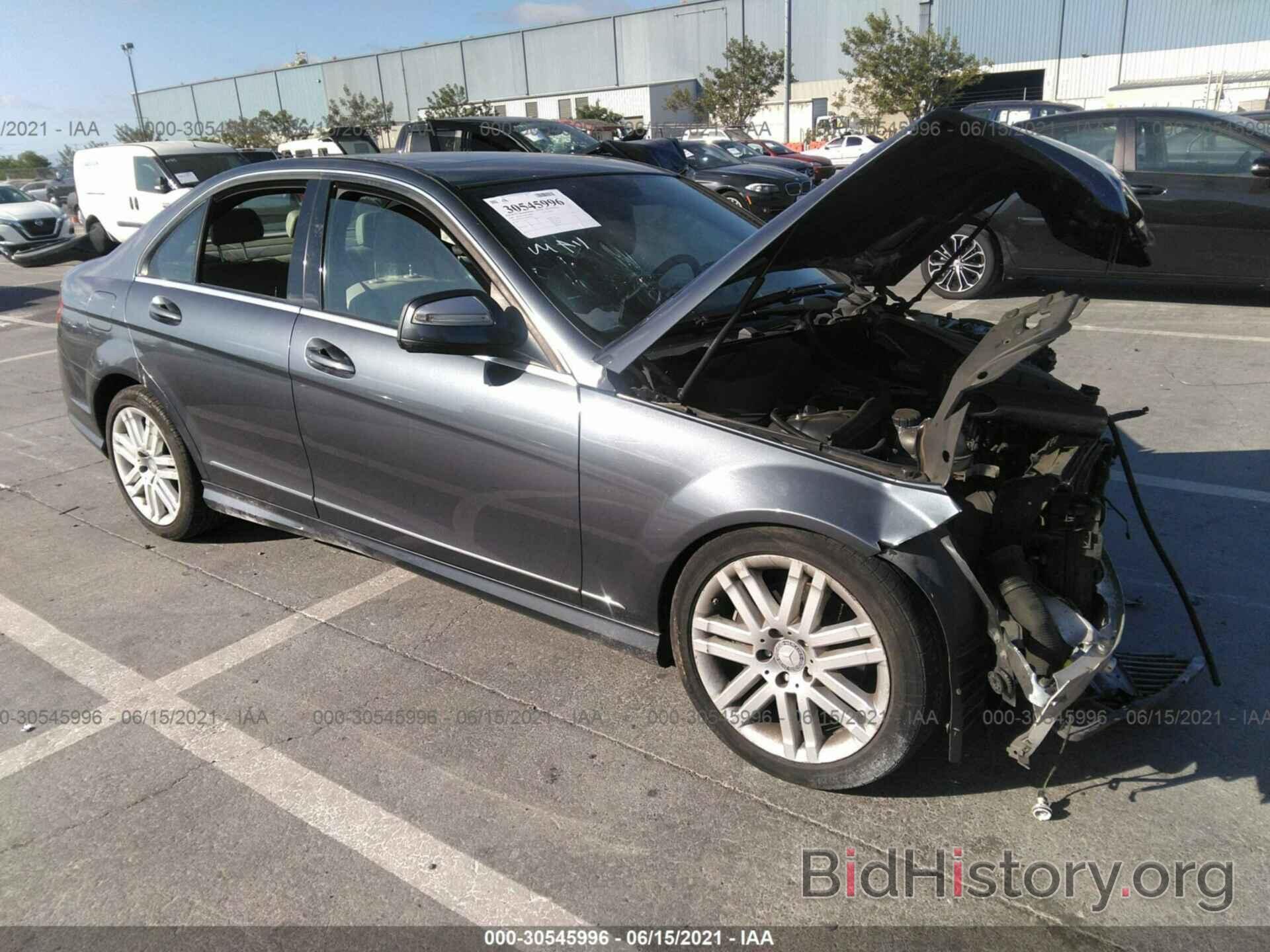 Photo WDDGF54X29R057672 - MERCEDES-BENZ C-CLASS 2009