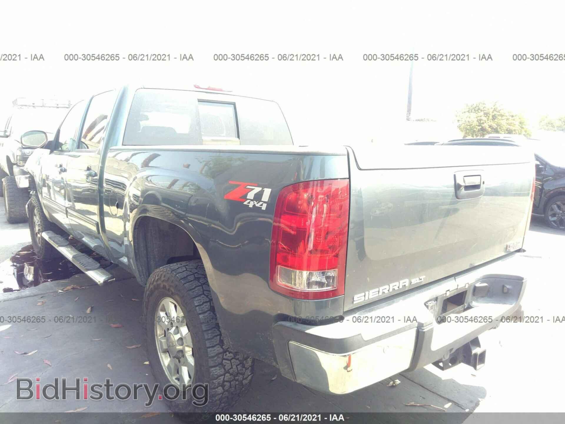 2011 GMC SIERRA 2500HD - VIN: 1GT121E89BF149056 - Фото 3