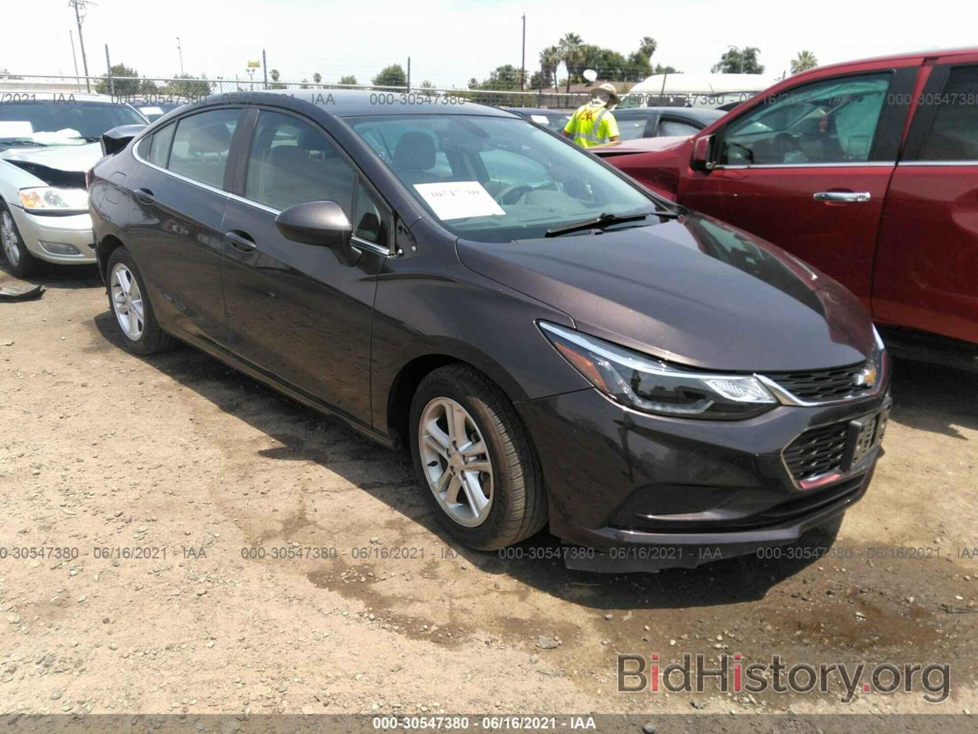 Photo 1G1BE5SM9H7117031 - CHEVROLET CRUZE 2017