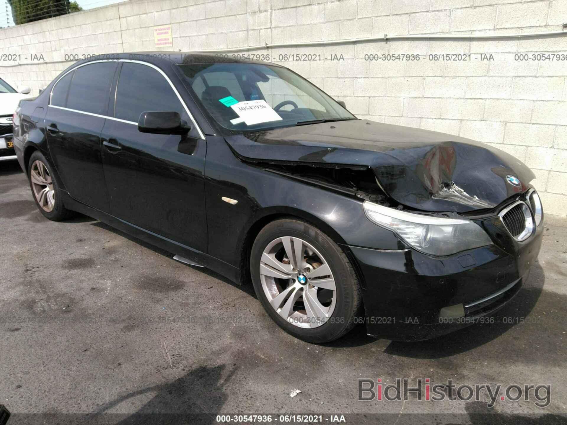 Photo WBANU53529C121393 - BMW 5 SERIES 2009