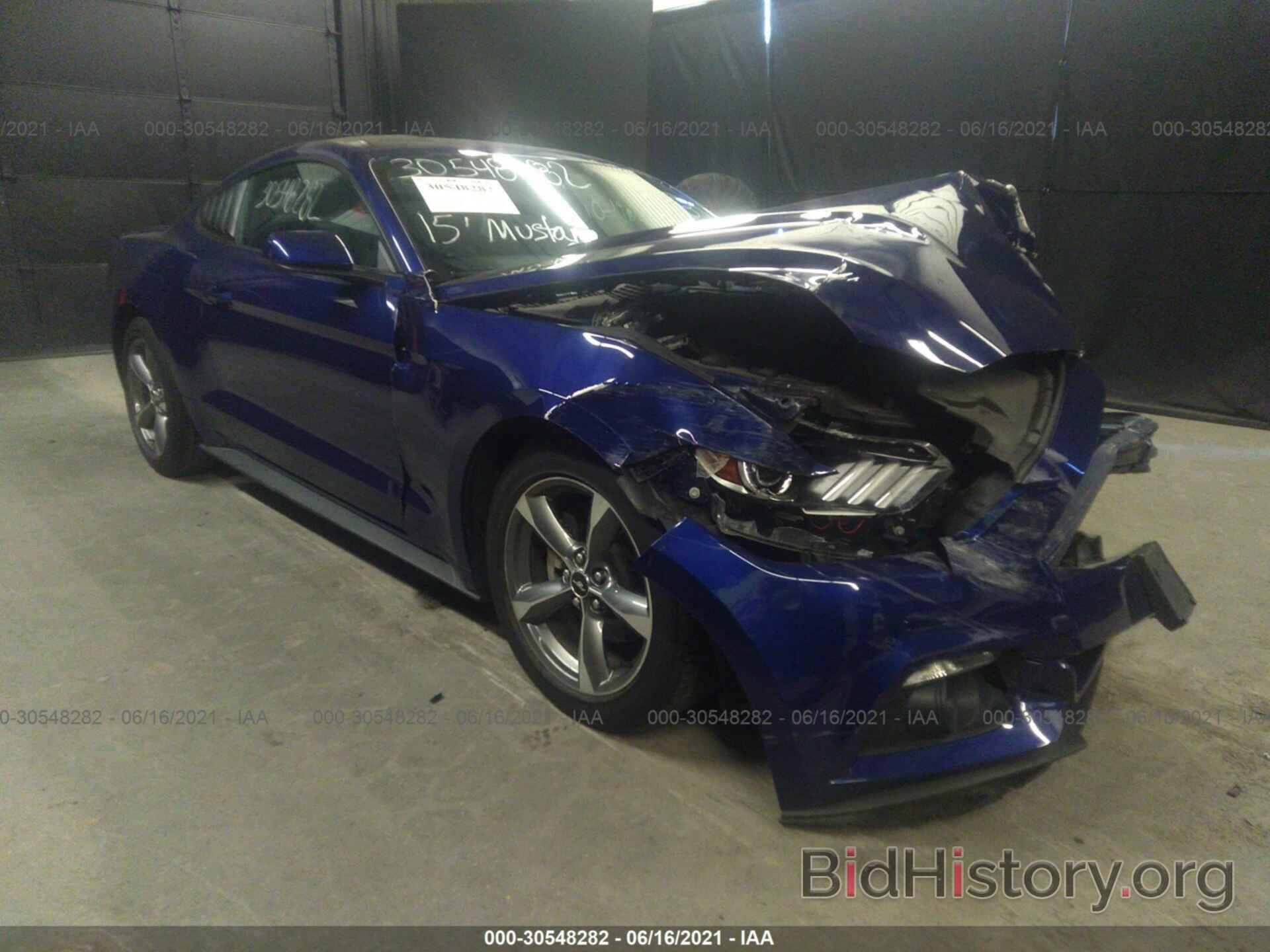 Photo 1FA6P8AM2F5432757 - FORD MUSTANG 2015