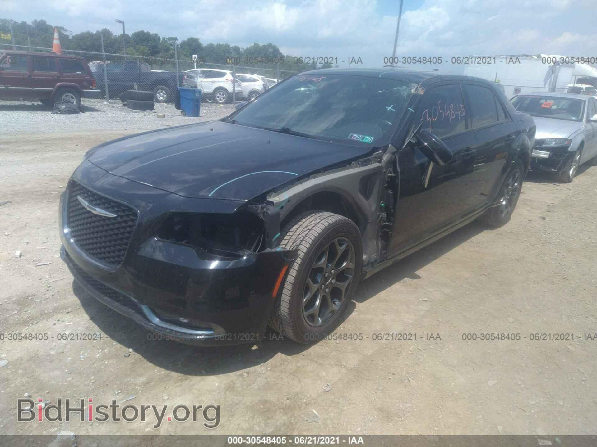 2017 CHRYSLER 300 - VIN: 2C3CCAGG7HH558100 - Photo 2