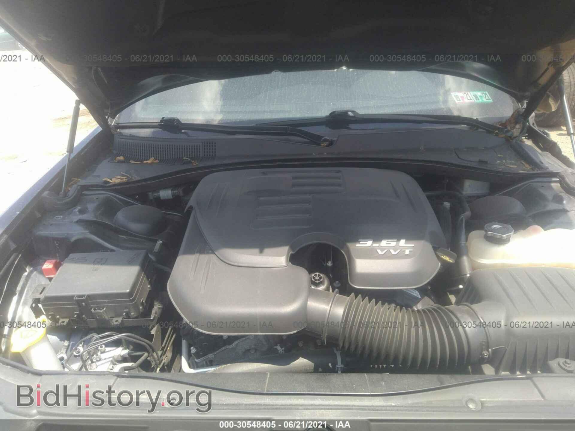 2017 CHRYSLER 300 - VIN: 2C3CCAGG7HH558100 - Photo 10