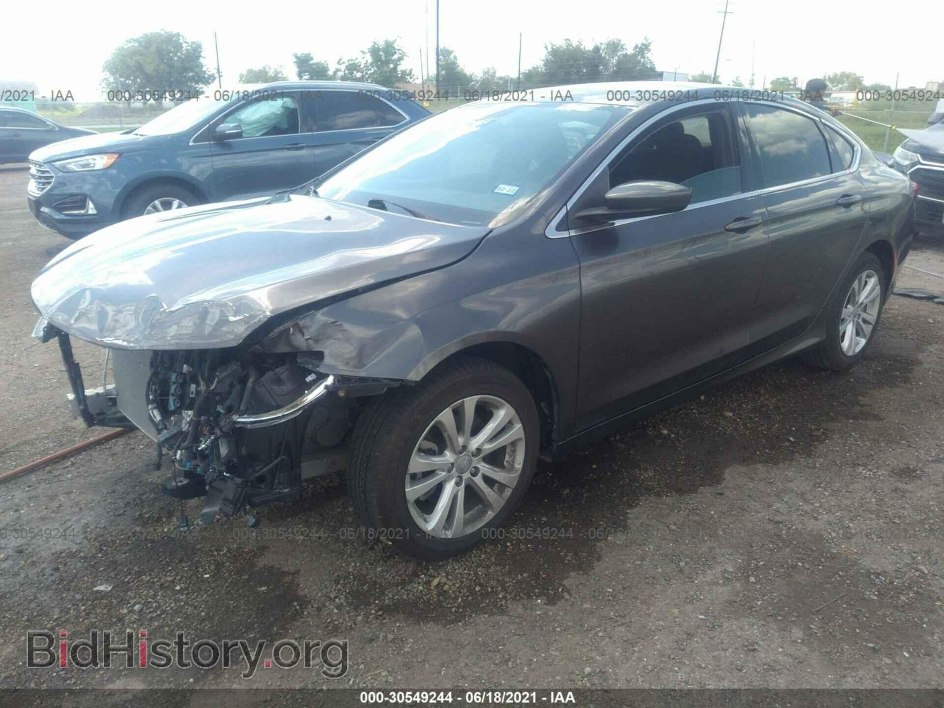 2015 CHRYSLER 200 - VIN: 1C3CCCAB5FN706385 - Photo 2