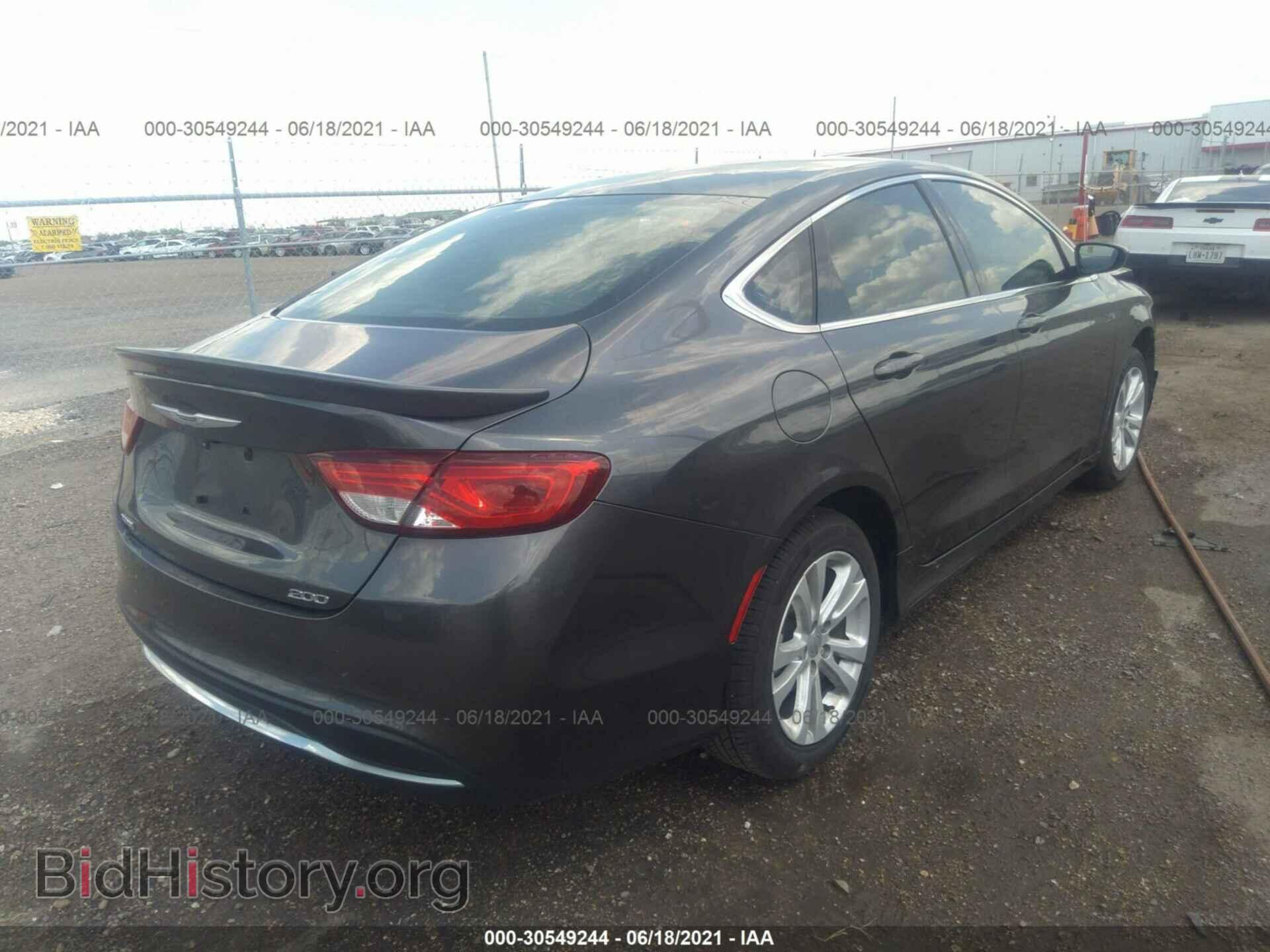 2015 CHRYSLER 200 - VIN: 1C3CCCAB5FN706385 - Photo 4