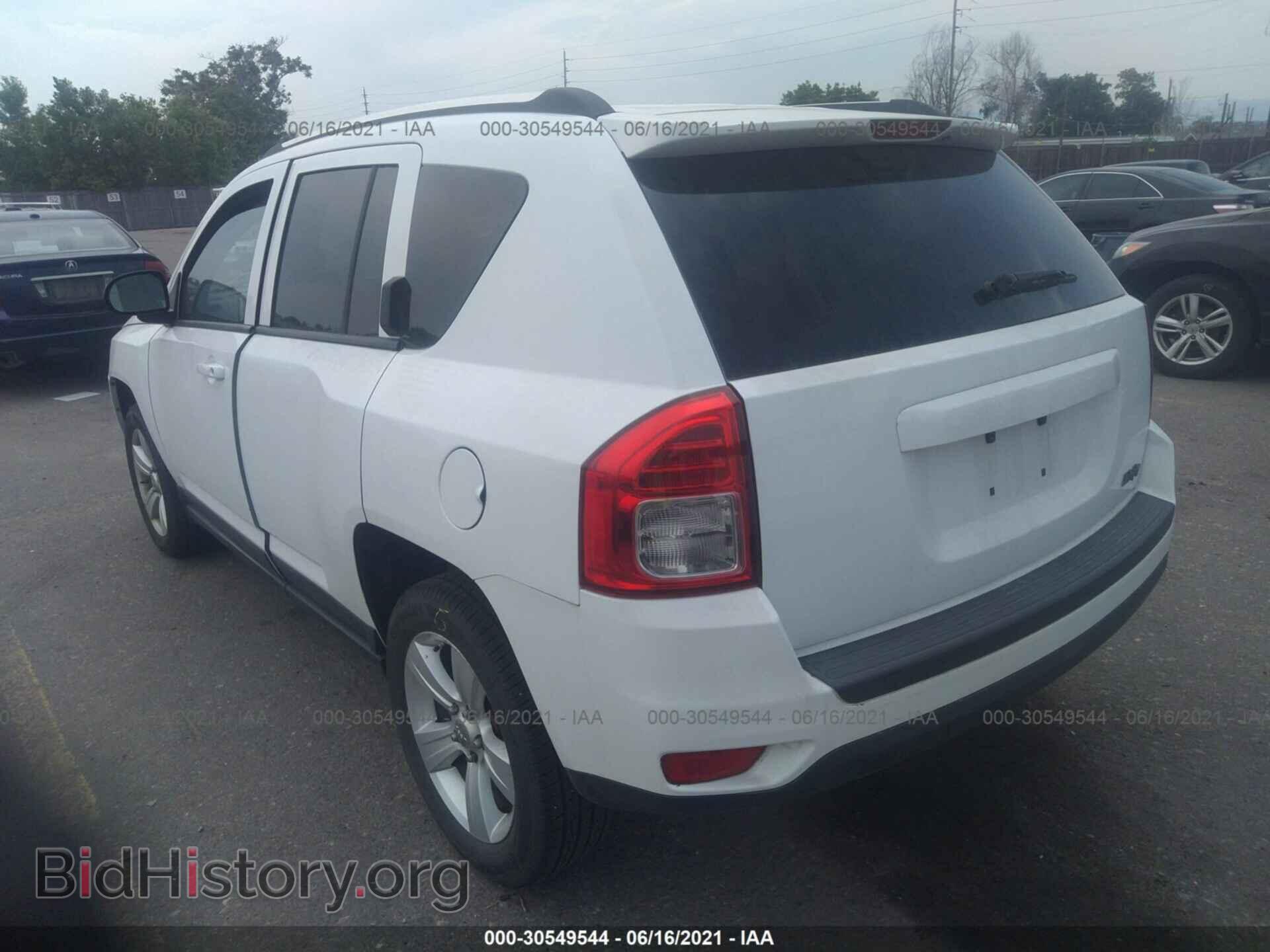 2011 JEEP COMPASS - VIN: 1J4NT1FA2BD264927 - Фото 3