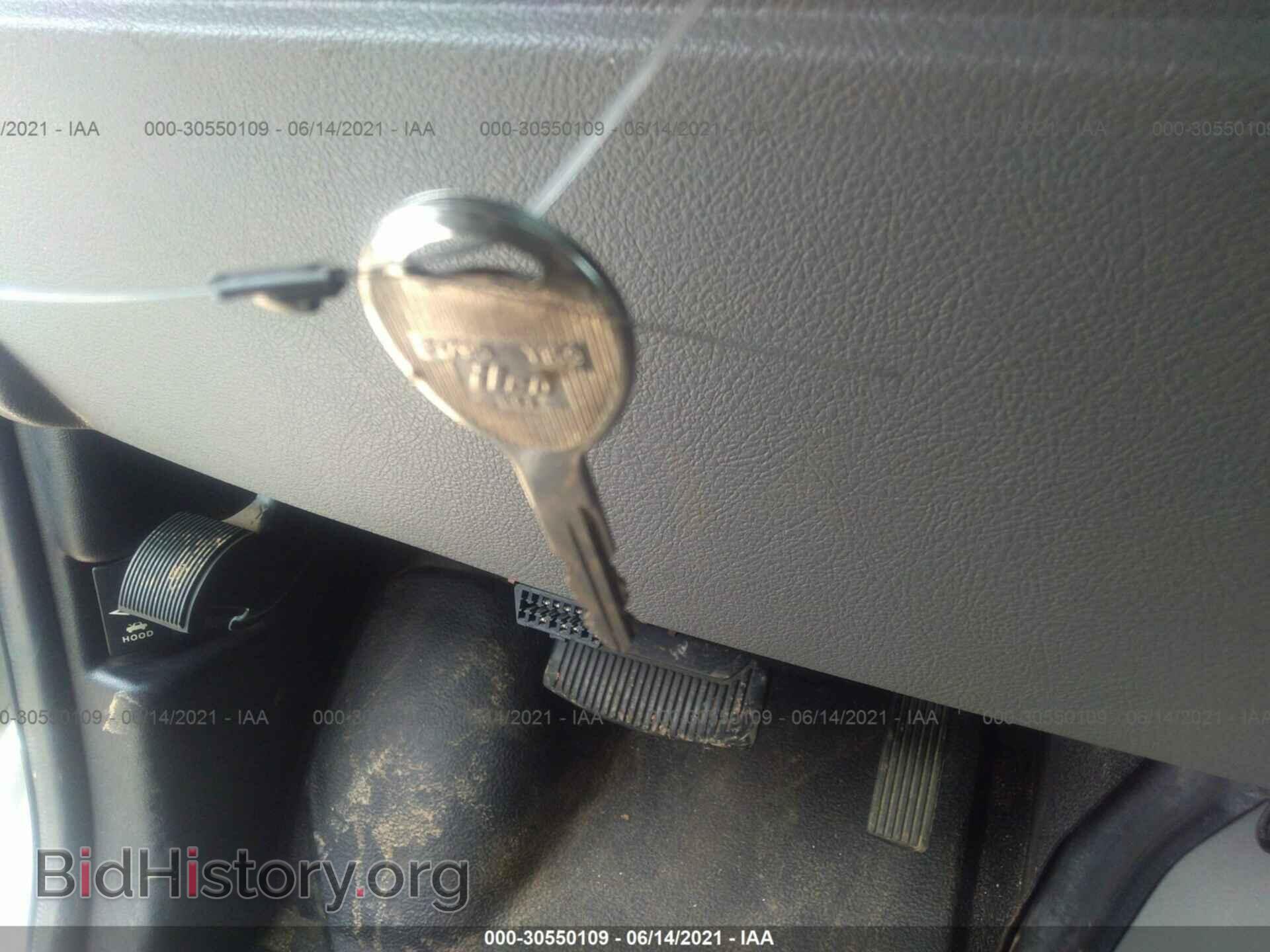 2009 FORD ECONOLINE CARGO VAN - VIN: 1FTNE14W59DA83684 - Фото 11