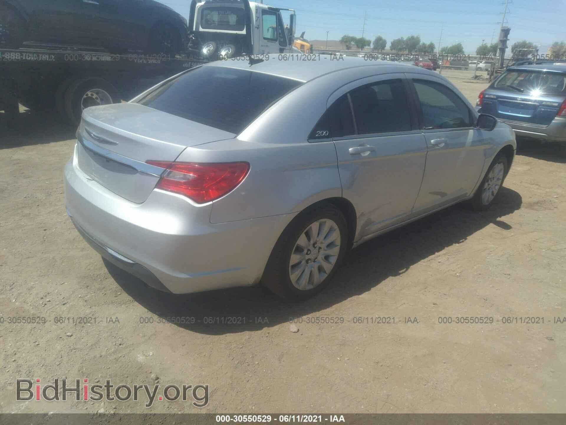2012 CHRYSLER 200 - VIN: 1C3CCBAB9CN223973 - Фото 4