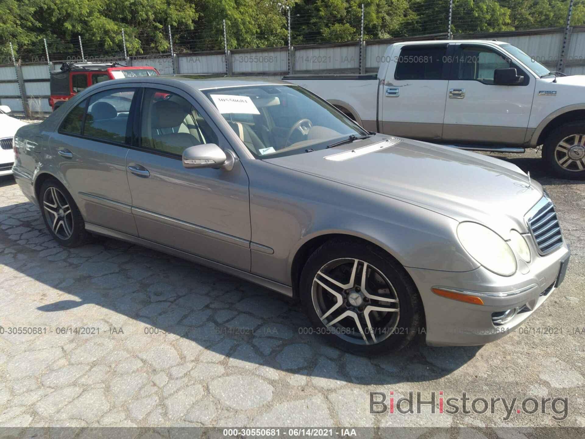 Photo WDBUF87X17X213833 - MERCEDES-BENZ E-CLASS 2007