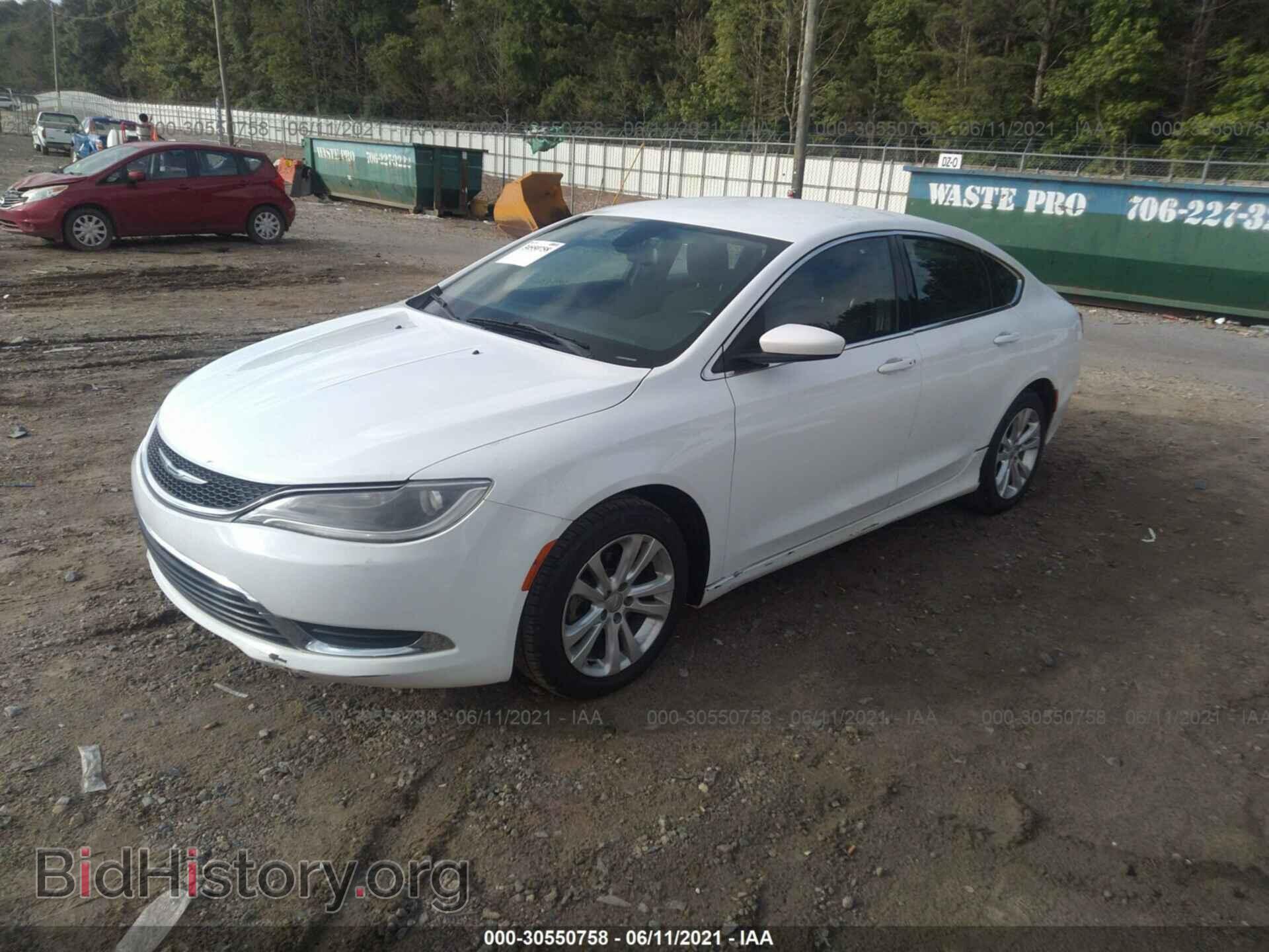 2015 CHRYSLER 200 - VIN: 1C3CCCABXFN640075 - Фото 2