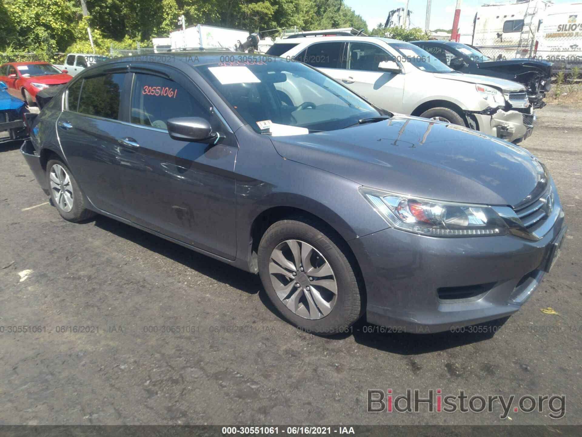 Photo 1HGCR2F37DA135297 - HONDA ACCORD SDN 2013