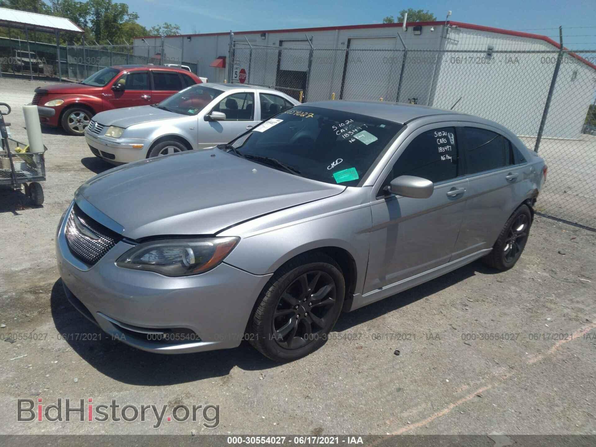 2014 CHRYSLER 200 - VIN: 1C3CCBCG5EN183497 - Фото 2